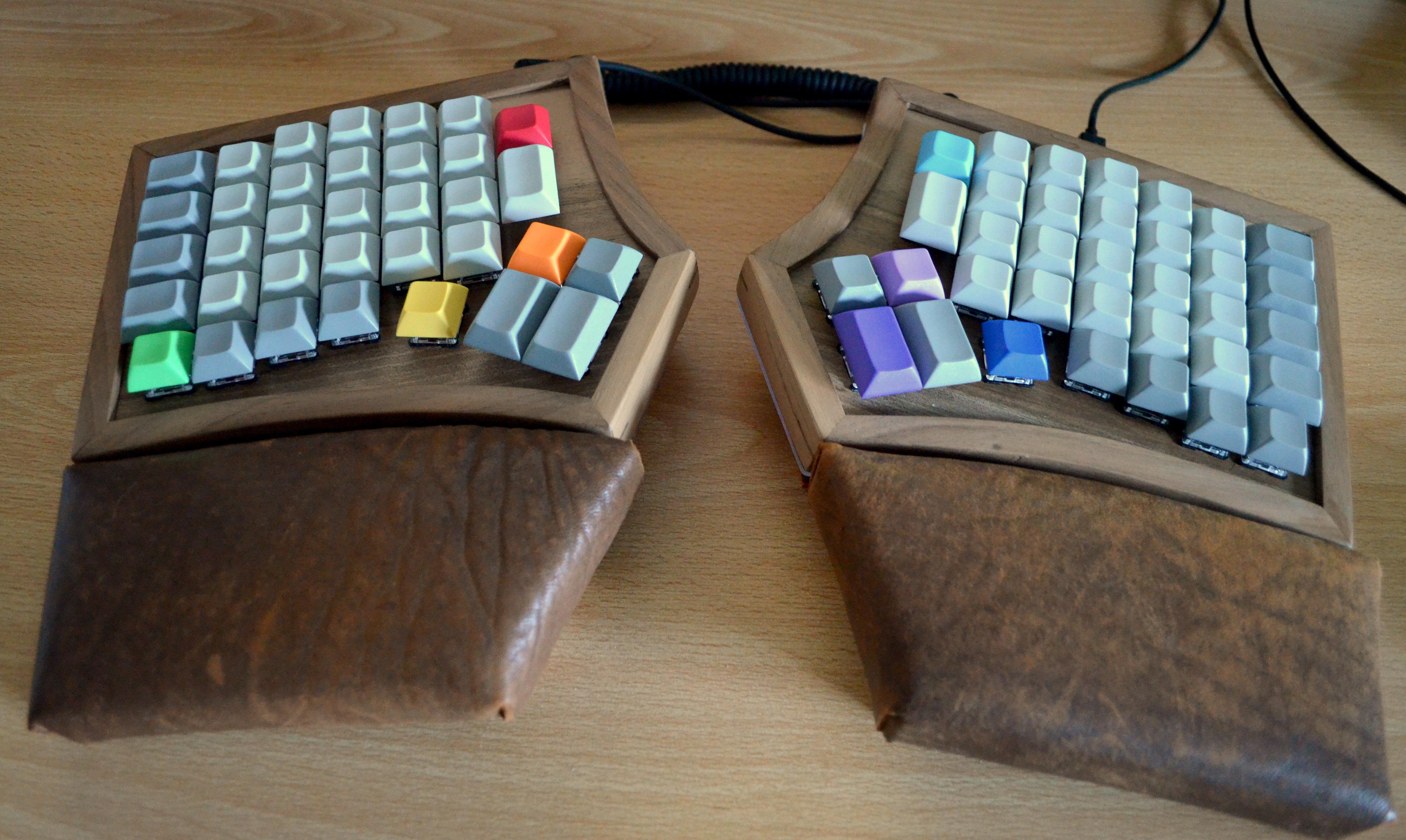 Redox Keyboard With Wooden Case
