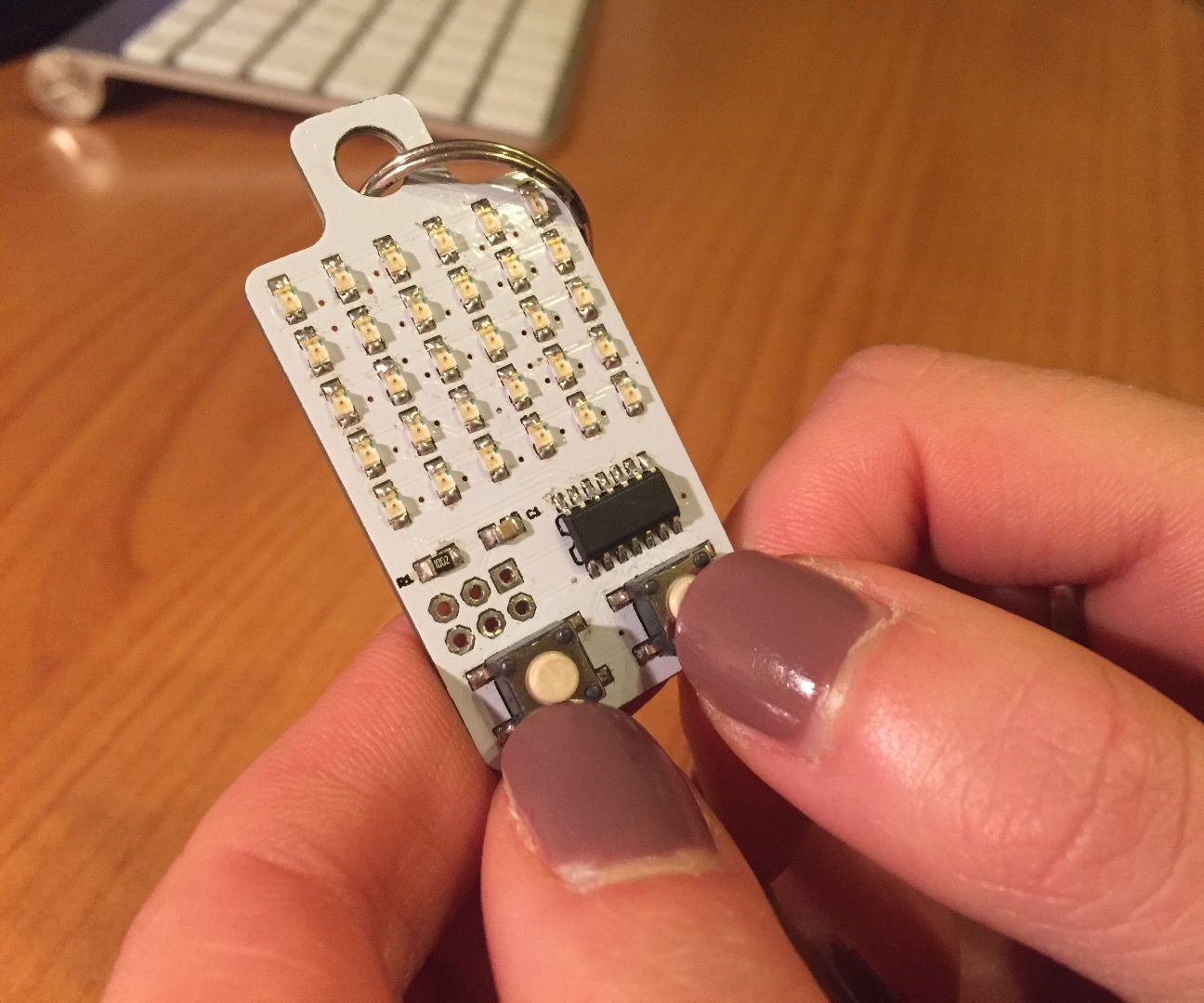 KeyChainino - the First Game KeyChain Programmable With Arduino