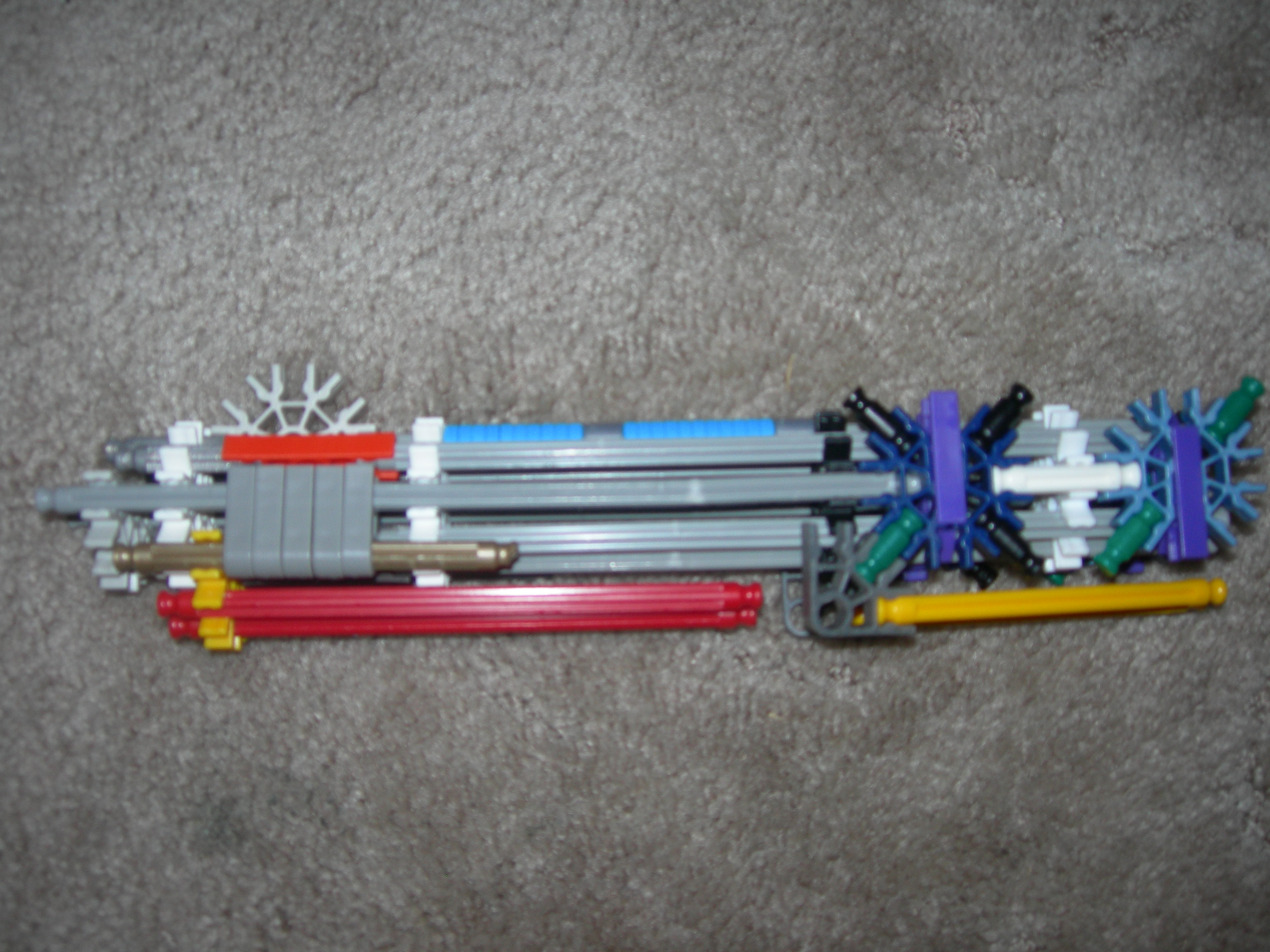 C:\Documents and Settings\Dave\My Documents\My Pictures\K'nex Gnasher Shotgun\K'nex Gnasher Shotgun 043.jpg