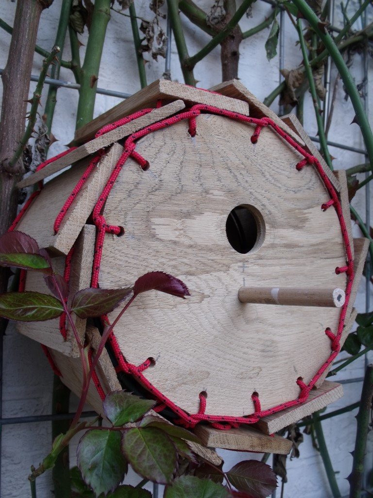 Paddlewheel Paracord Birdhouse