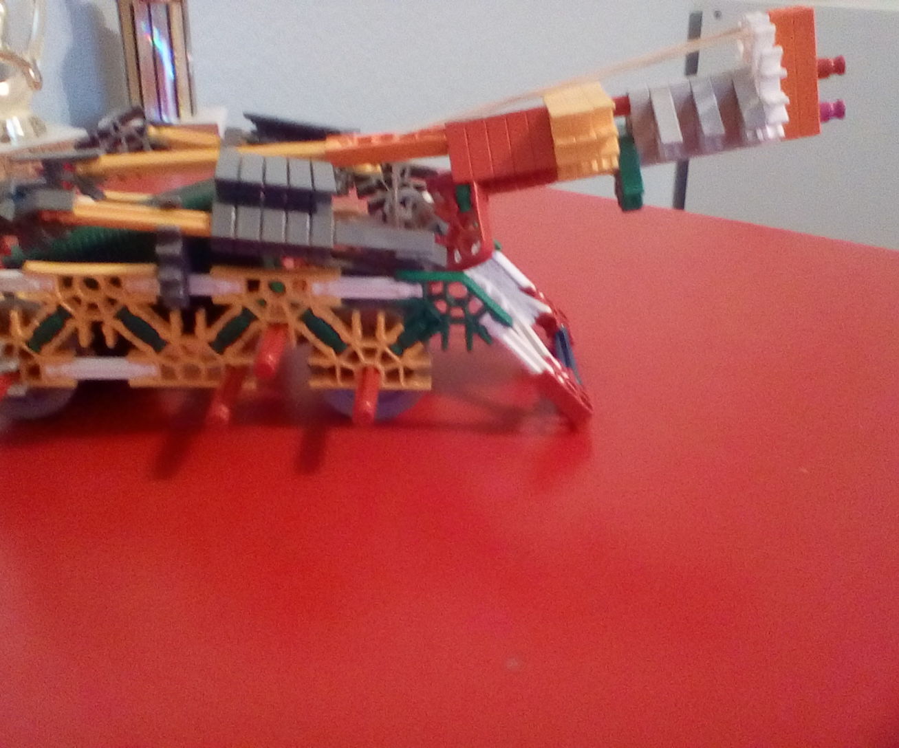 Motorized K'nex tank