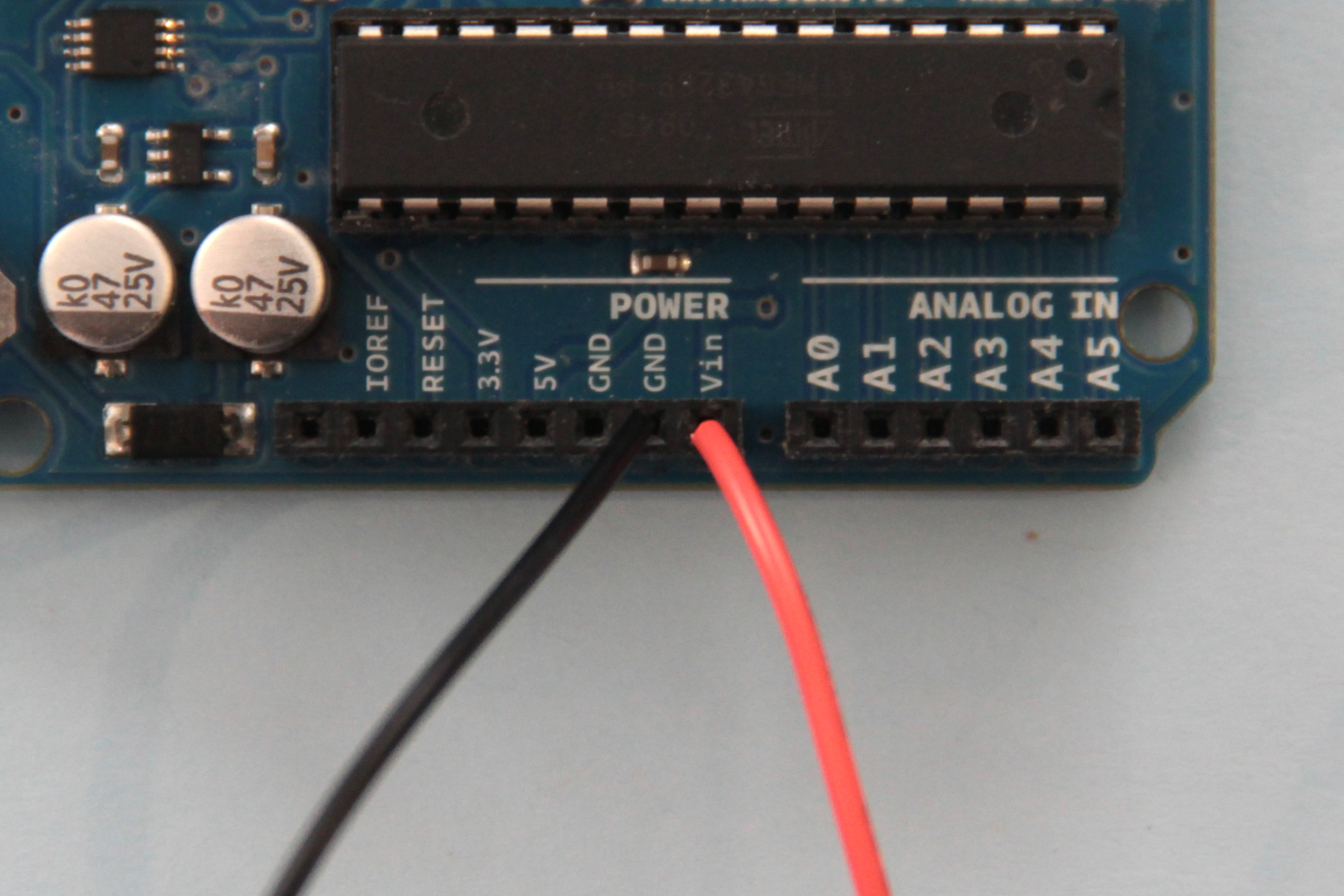 Powering Arduino With a Battery