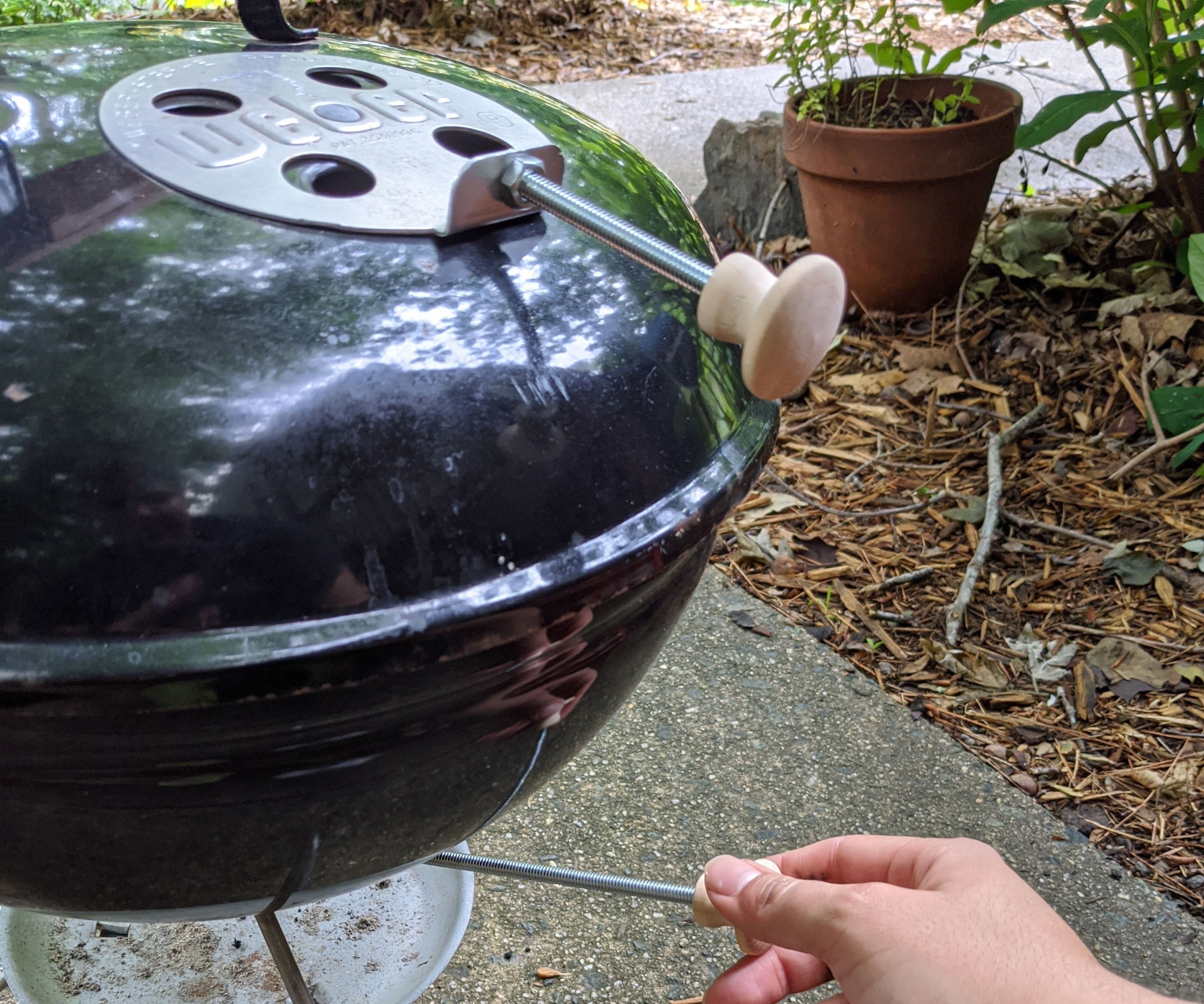 From Vent Tab to Safe Handle: Easy Upgrade for Weber Smokey Joe Grill