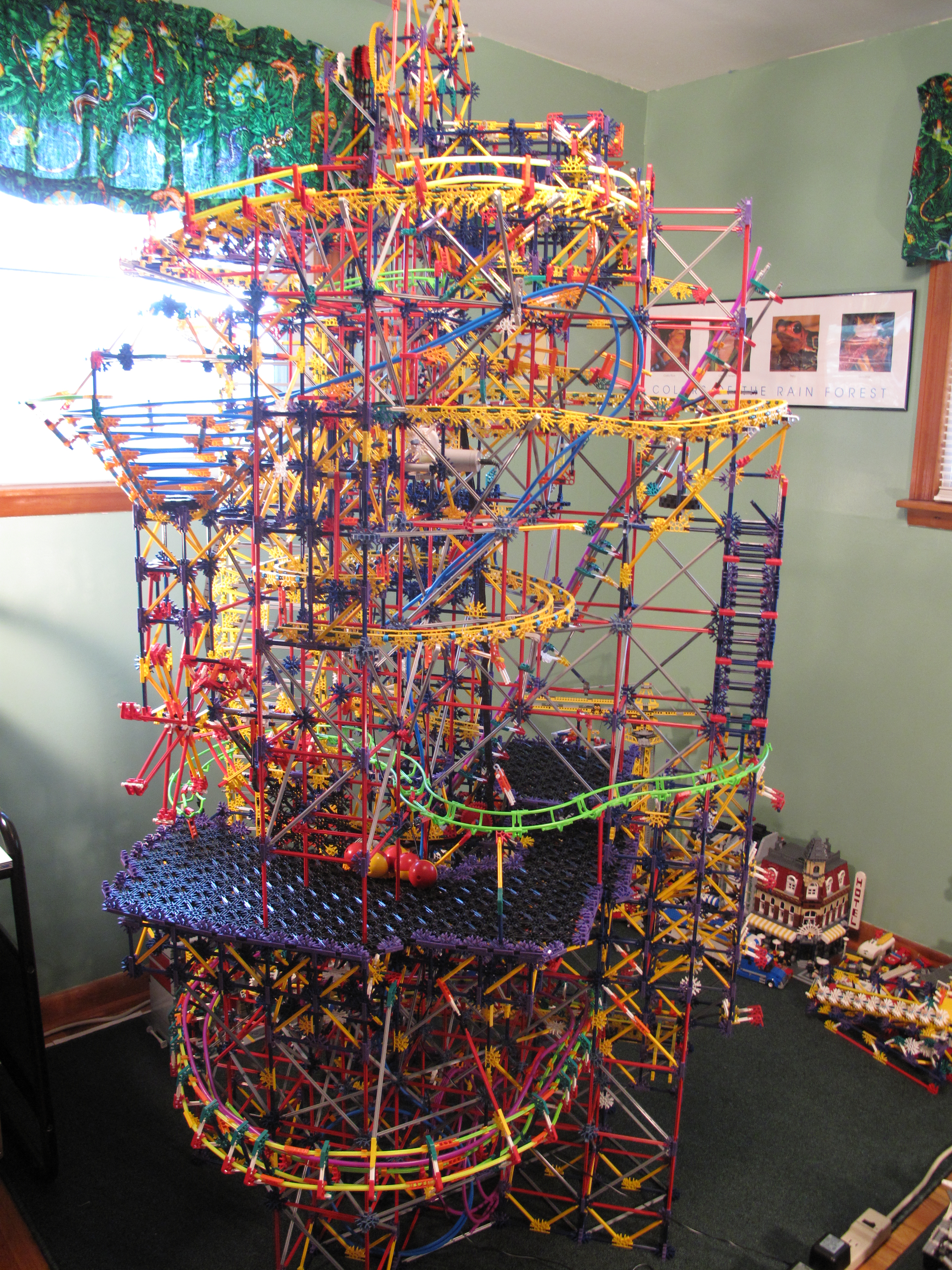 Rock of Prometheus Knex Ball Machine