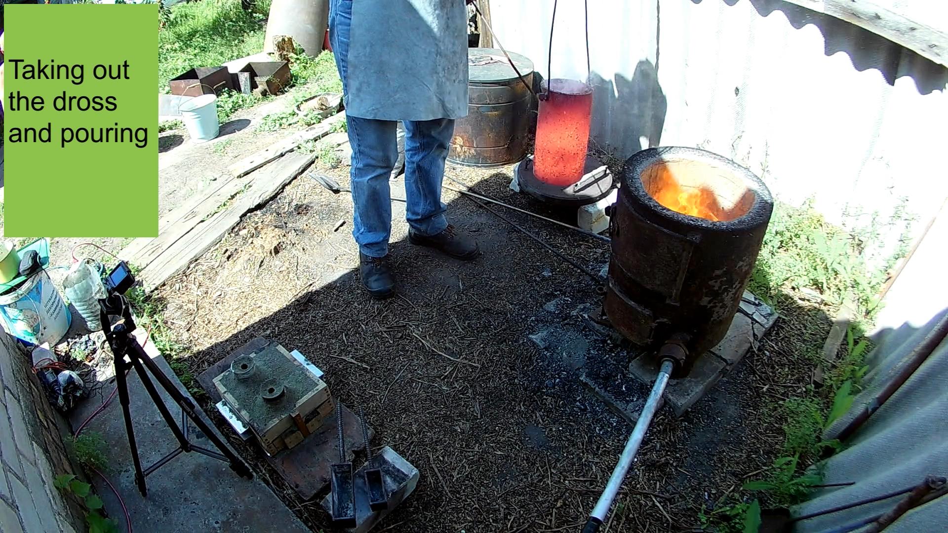 Casting an Aluminum Bald Eagle for USA Independence Day. Great Seal.avi_snapshot_00.54_[2017.06.30_13.55.45].jpg