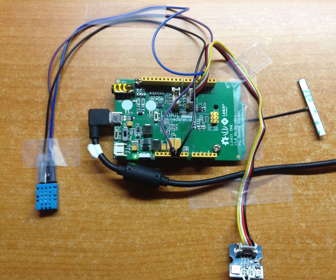 Build a Weather Station by MediaTek Linkit ONE