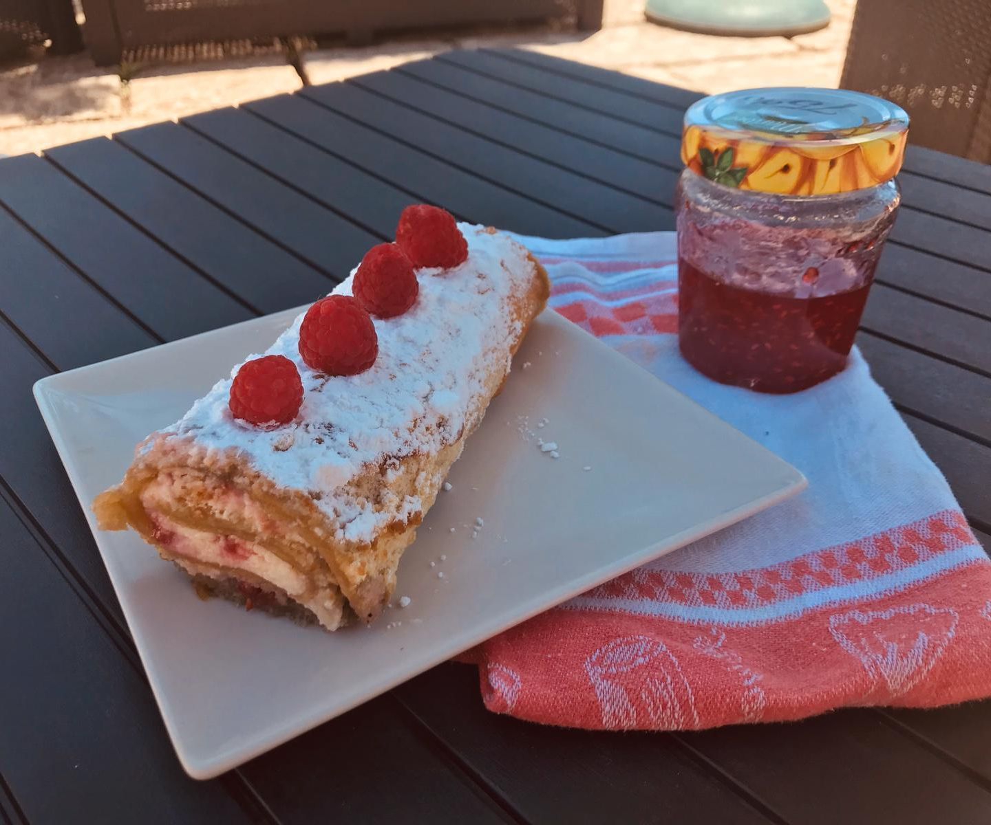 Raspberry Roll Cake