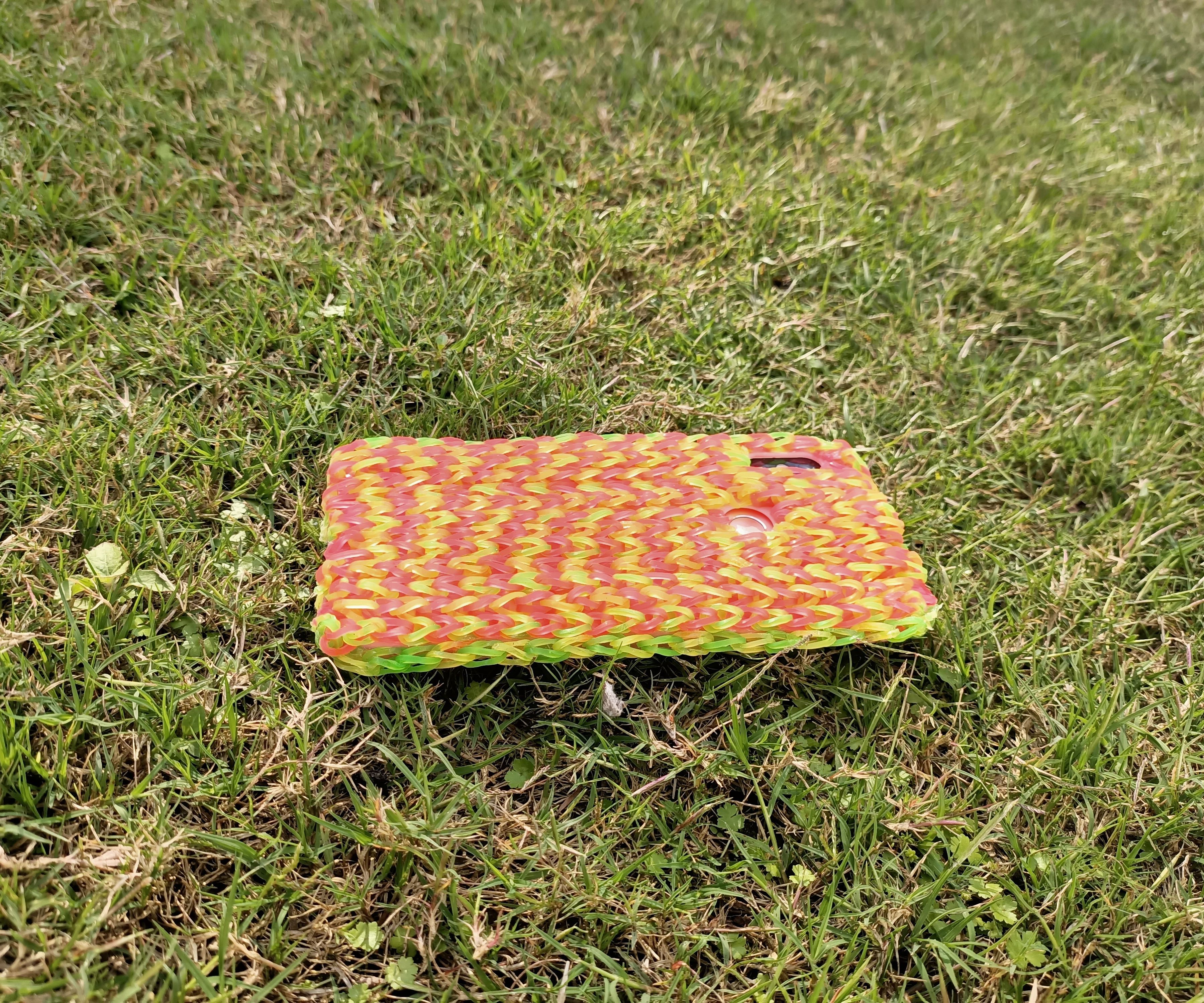 Reviving Phone Case Using Rubberbands