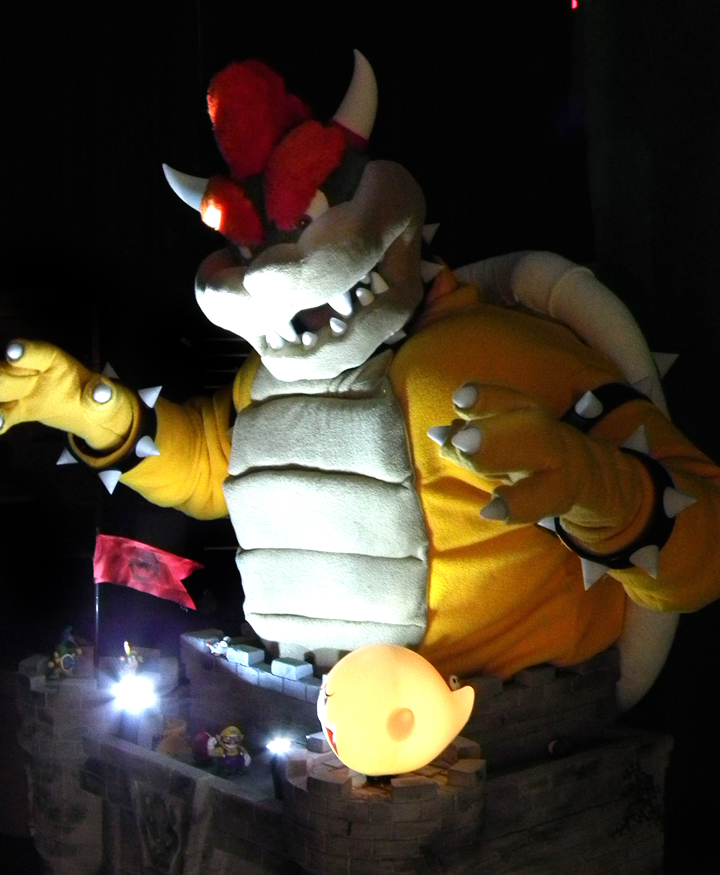 Bowser Costume Castle With Automated Toys