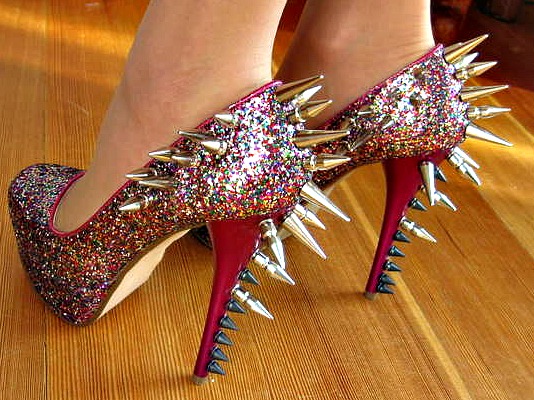 D.I.Y. Sexy Spikey Pumps (High Heels)