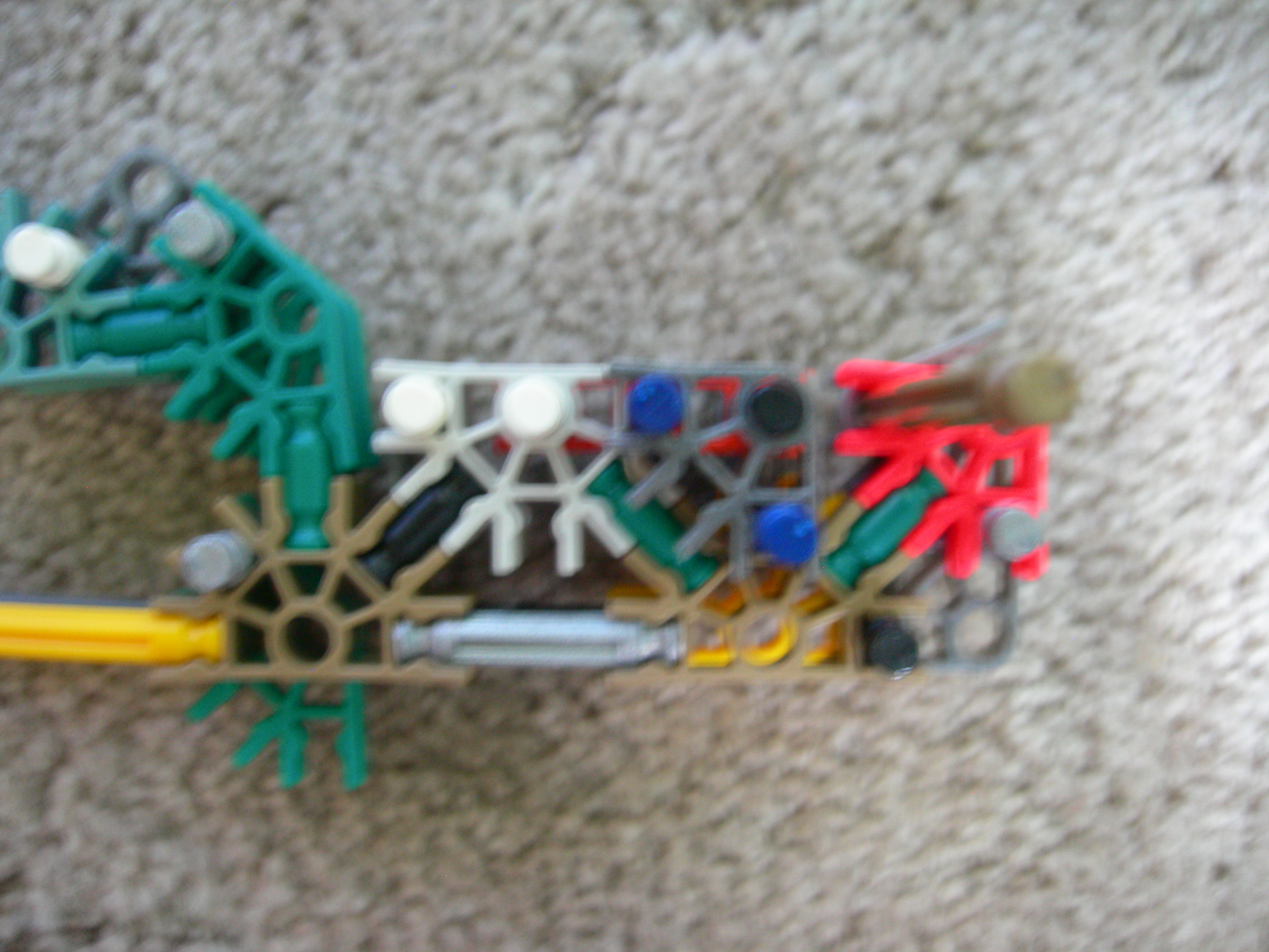 C:\Documents and Settings\Dave\My Documents\My Pictures\K'nex Gnasher Shotgun UPG\K'nex Gnasher Shotgun UPG 010.jpg