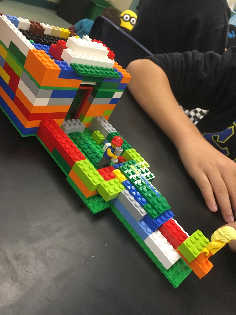 Lego yacht