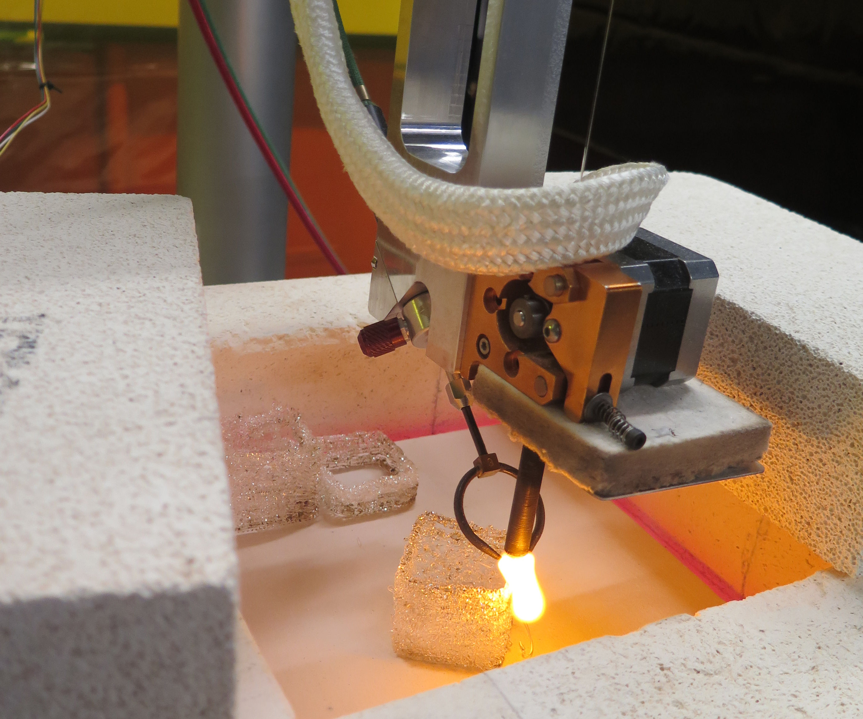 Glass Fused Filament Deposition Modeling (FFDM)