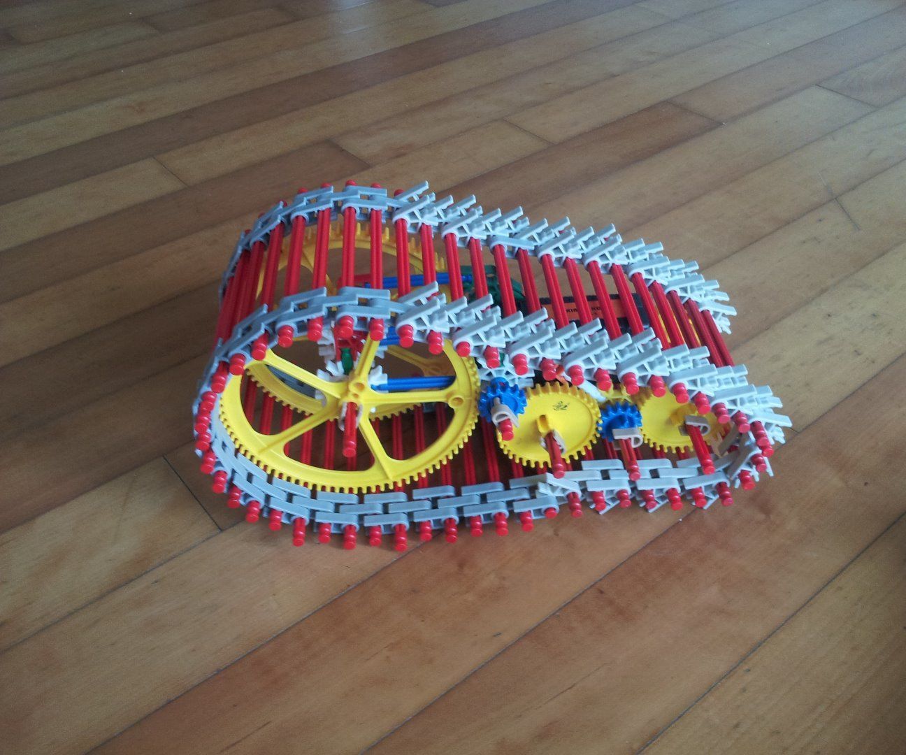k'nex tank