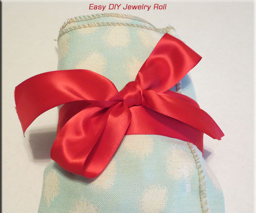 Easy DIY Jewelry Roll