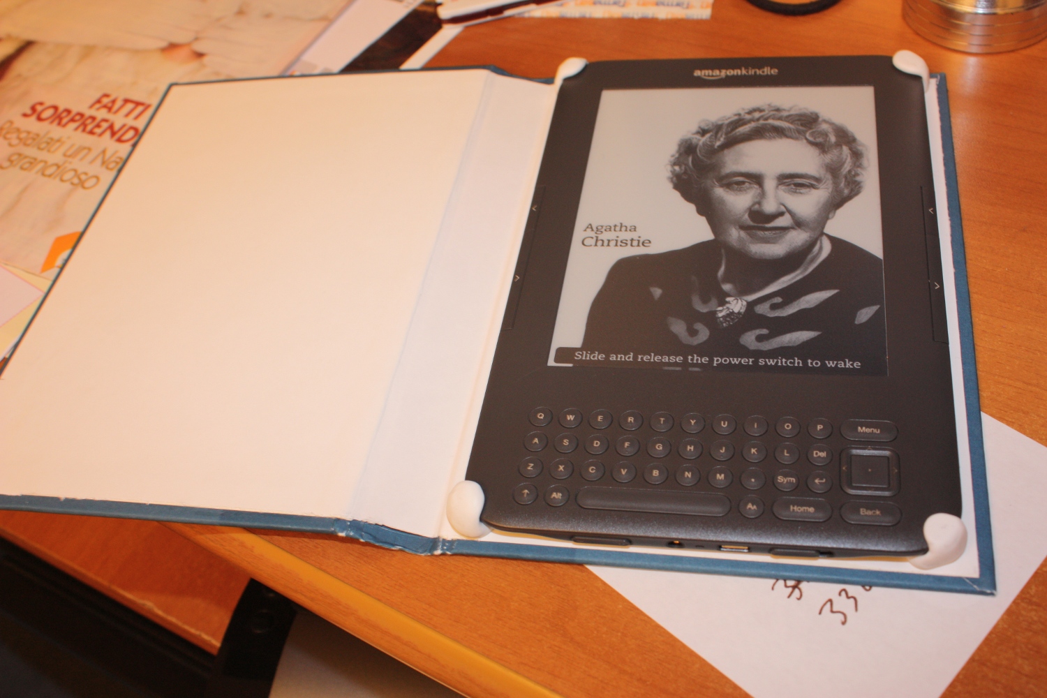 Make an IPad or Kindle Case From an Old Book and Sugru