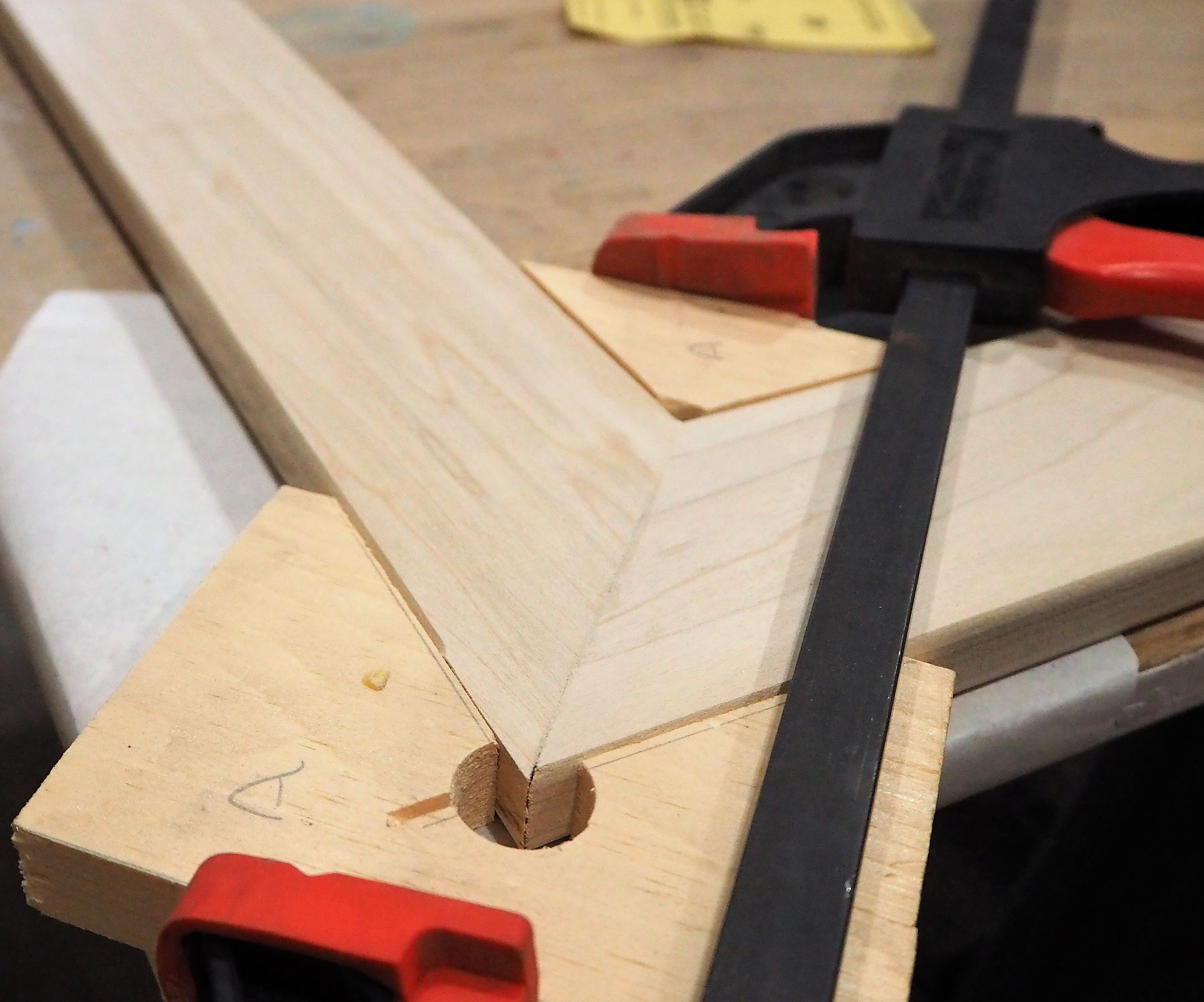 Simple Corner Clamp Jig 