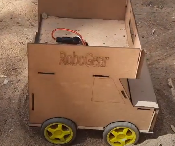 Laser Cut Arduino Robot Truck