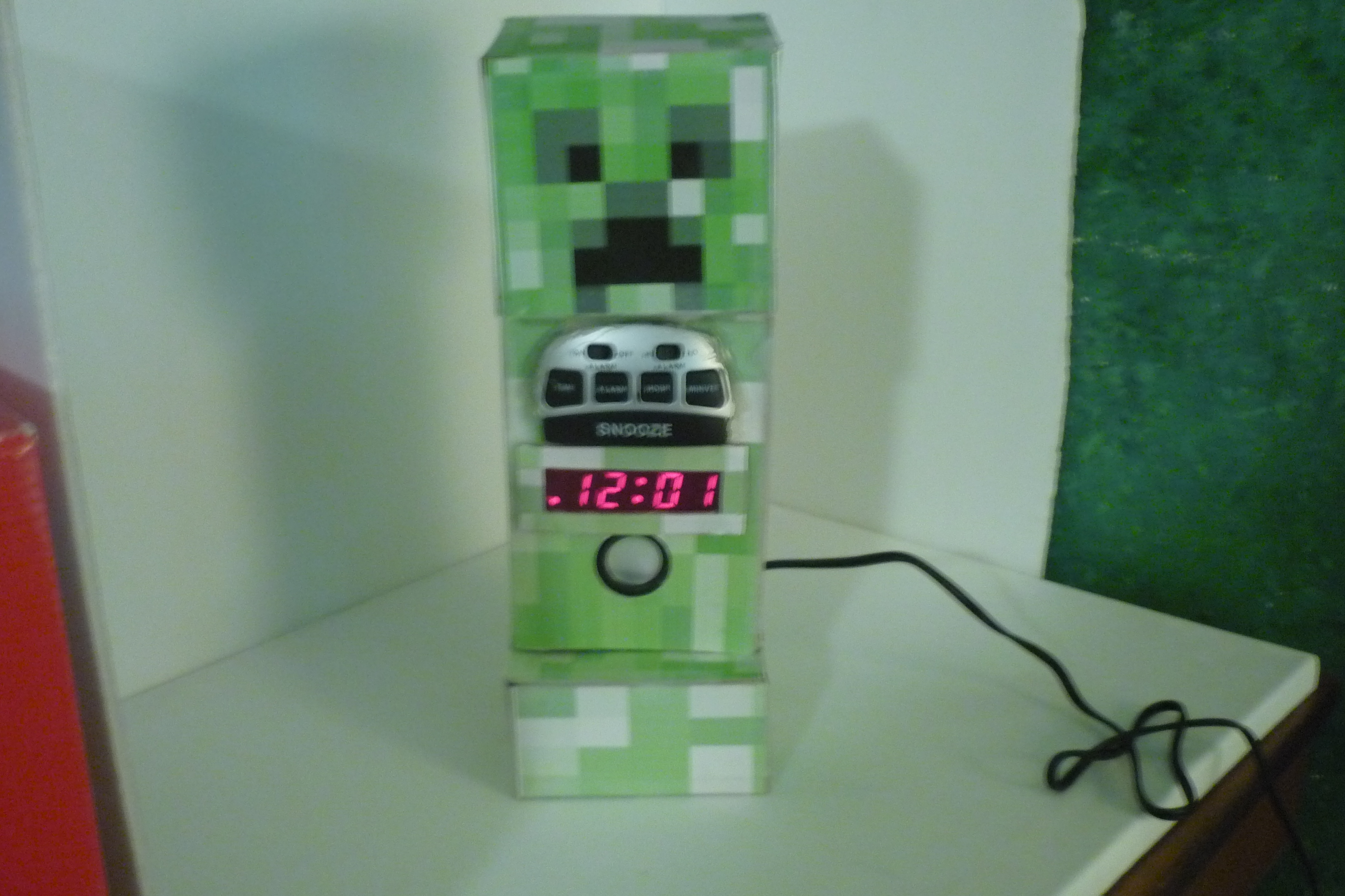 MineCraft Creeper Alarm Clock