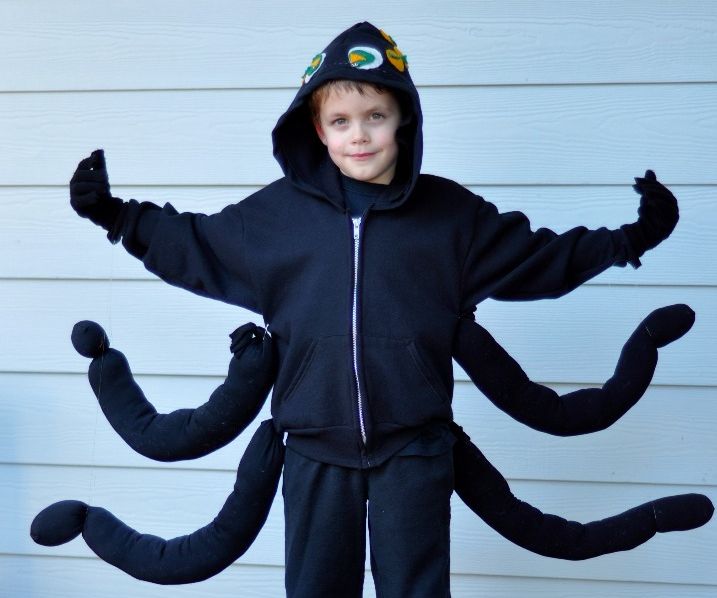 Lilypad Arduino Spider Costume