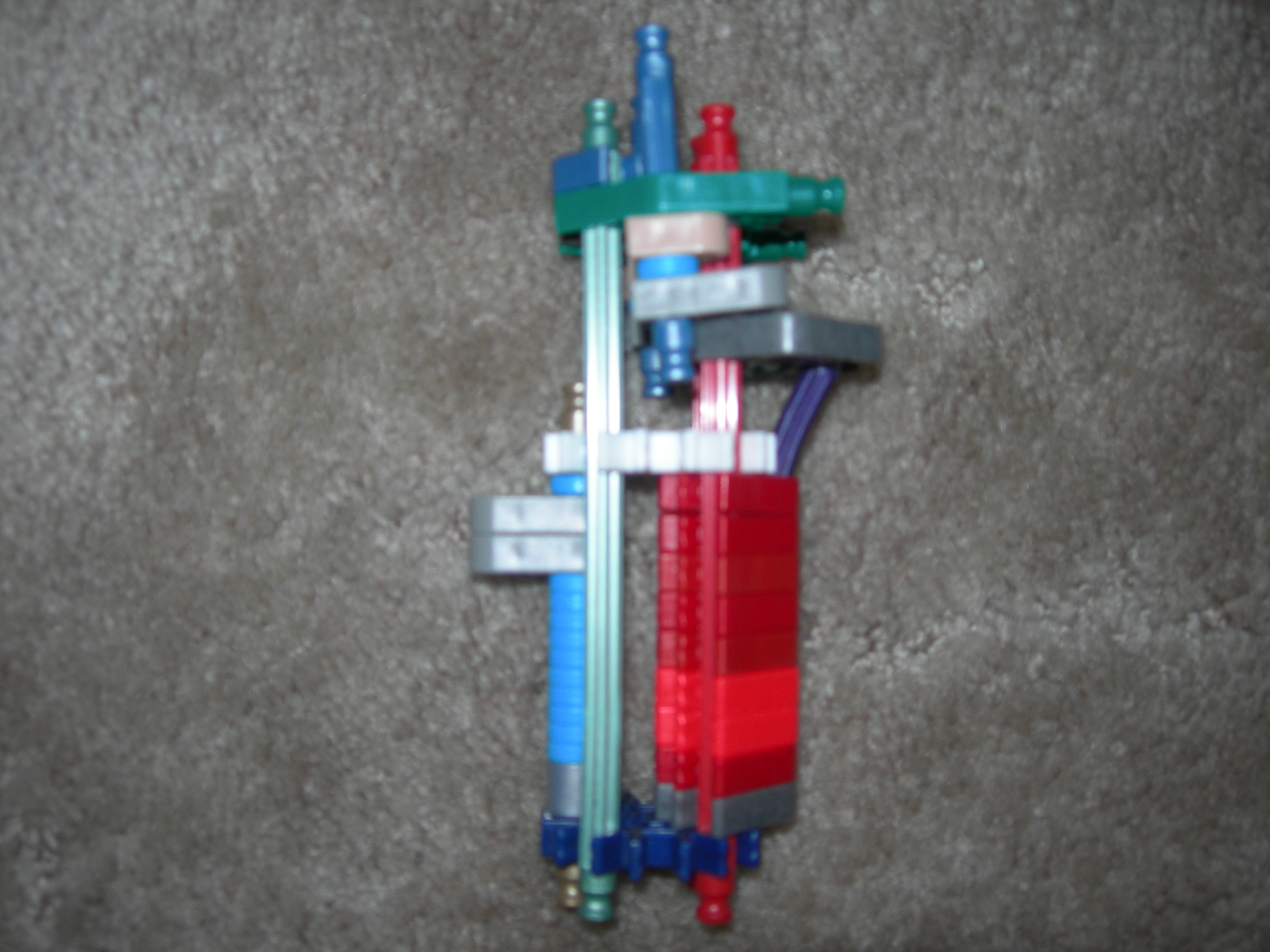 C:\Documents and Settings\Dave\My Documents\My Pictures\K'nex Gnasher Shotgun\K'nex Gnasher Shotgun 022.jpg