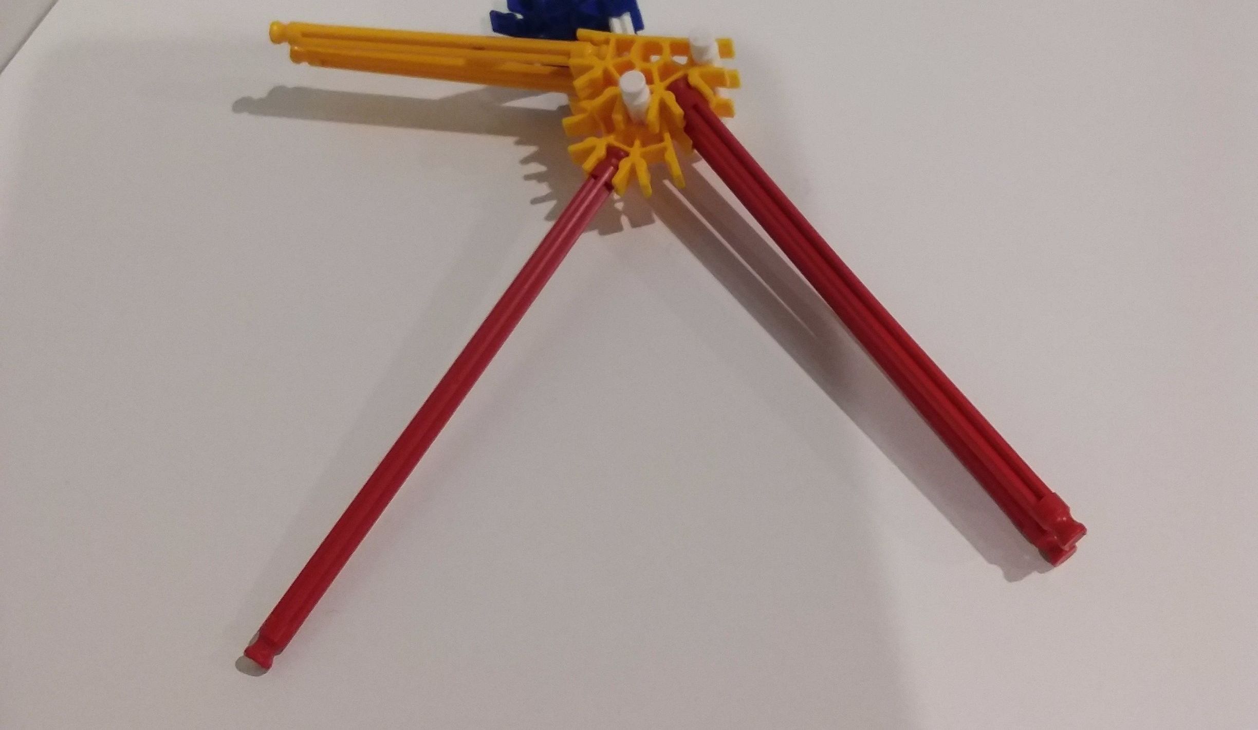 Easy k'nex blaster with real trigger action