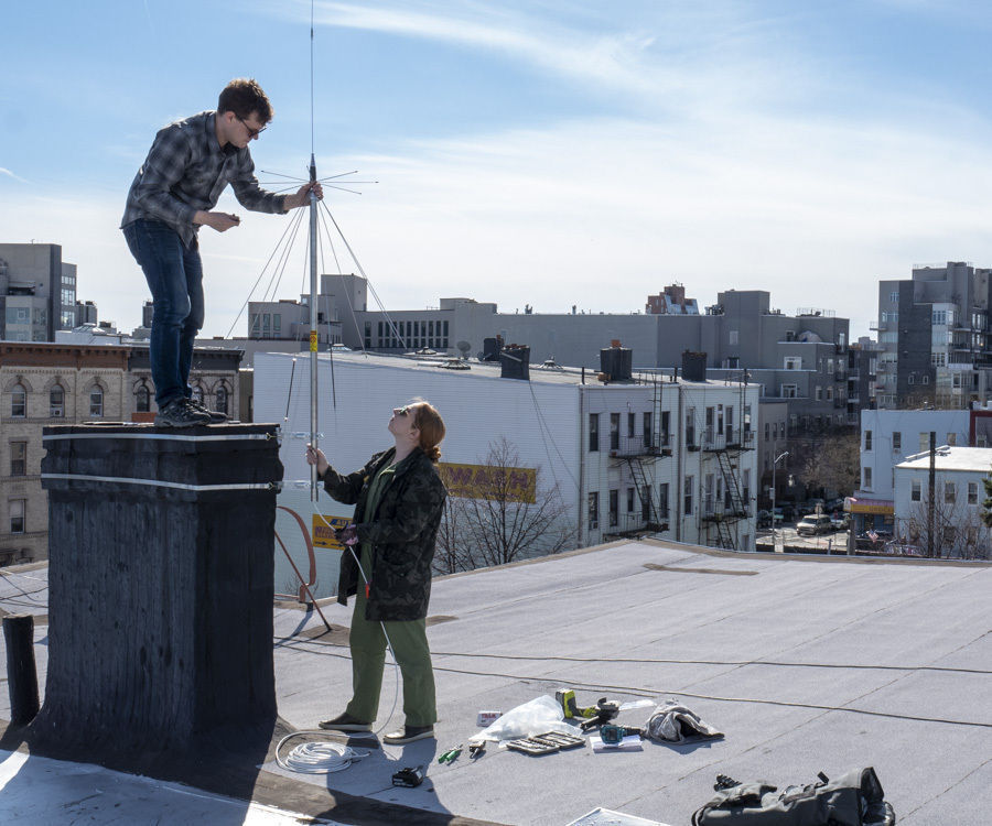 Urban Rooftop Ham Radio Antenna