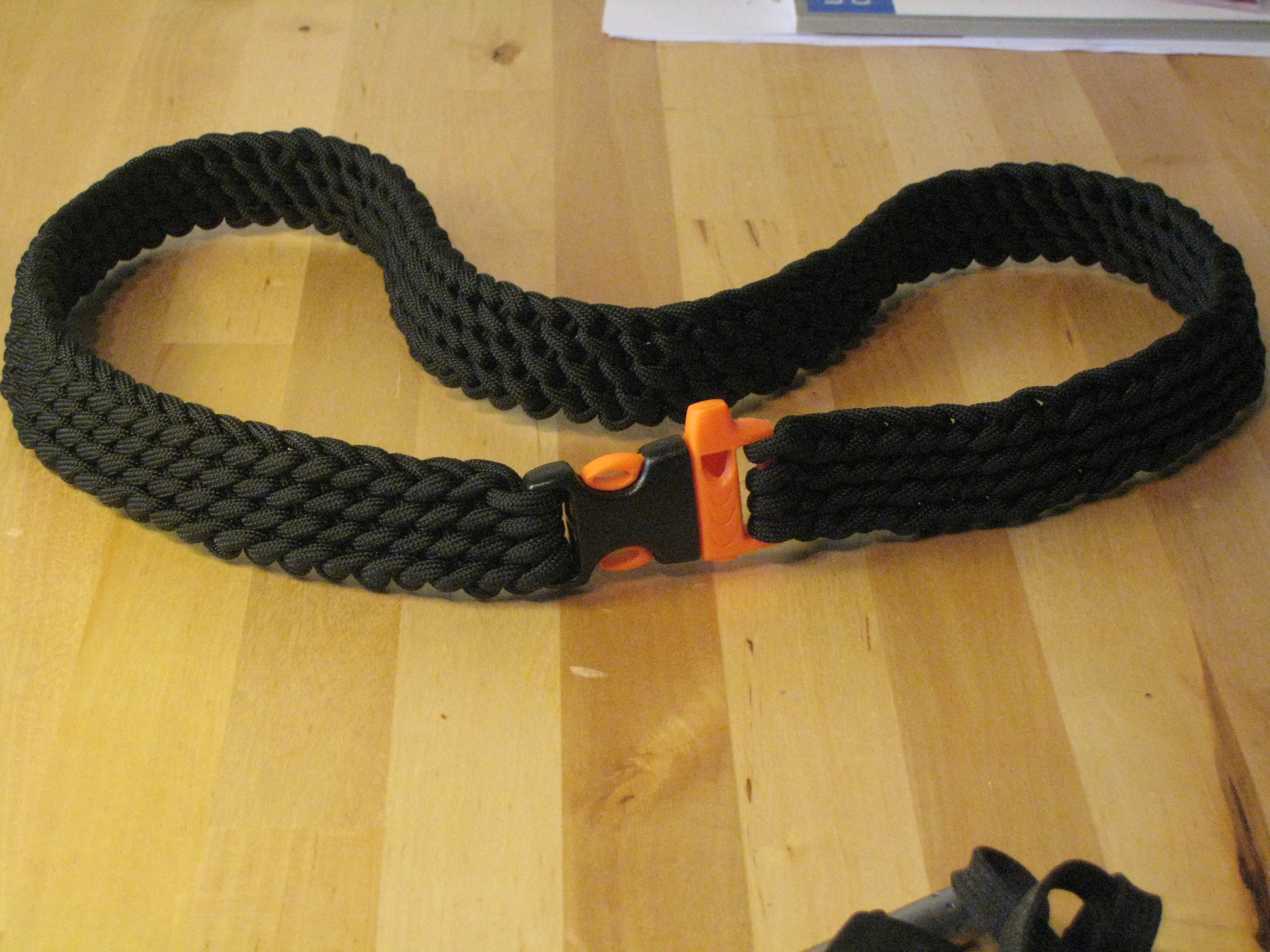 How to Make a Paracord Rescue Belt