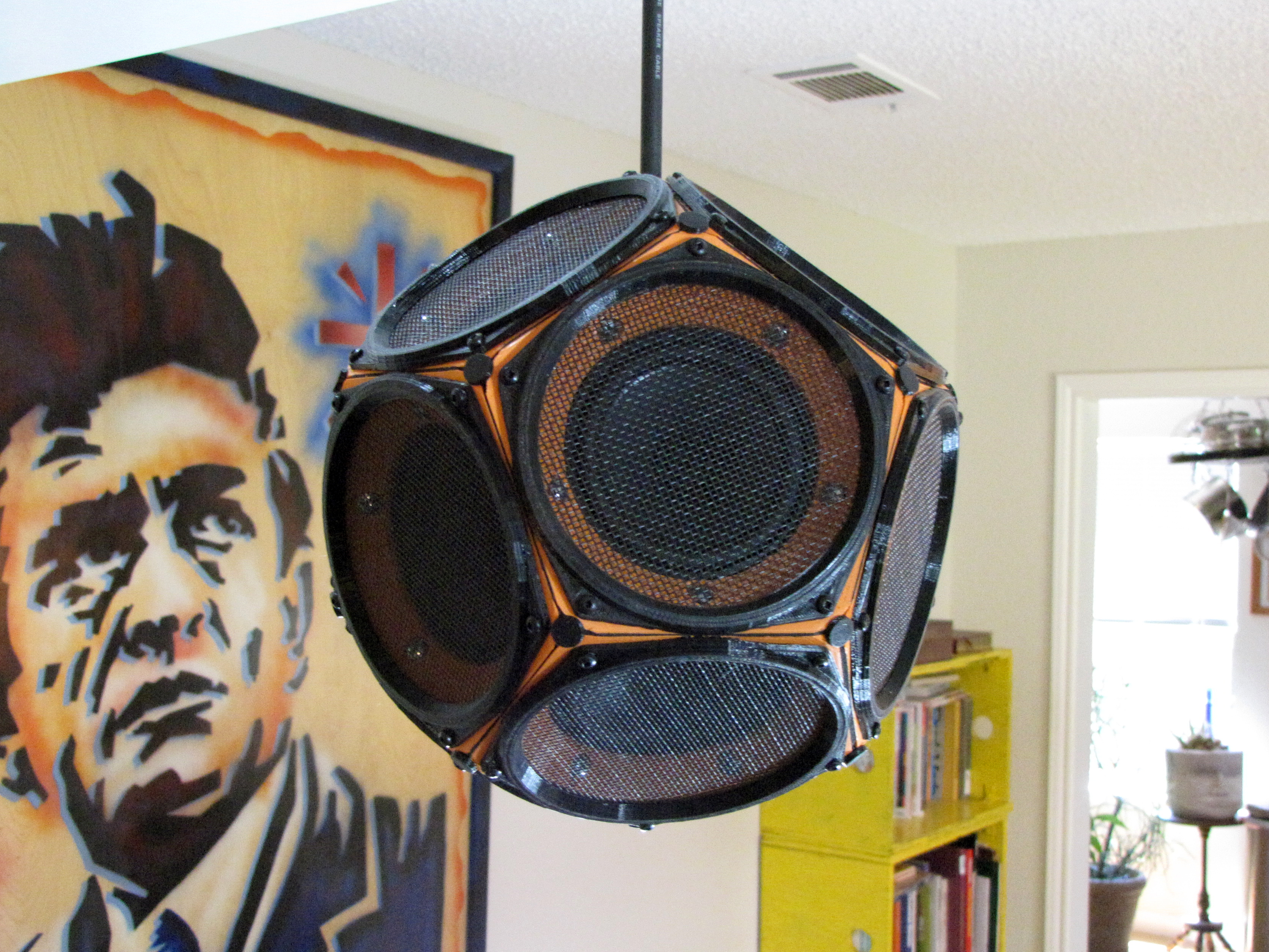 A Dodecahedron Speaker for Desktop Printers