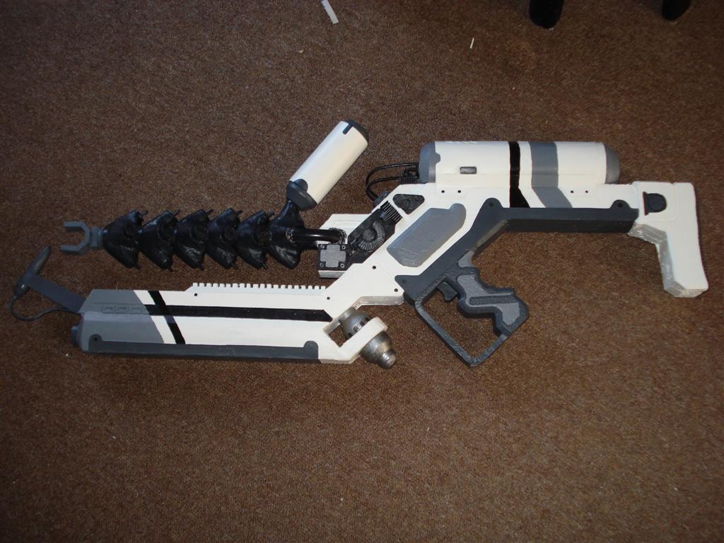 How to Make a District 9 Weapon