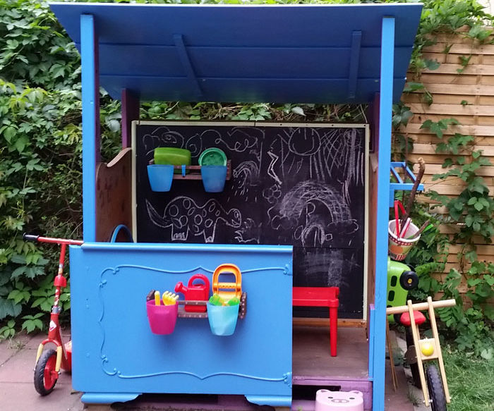 My DIY Upcycled Scrap & Pallet Wood Playhouse