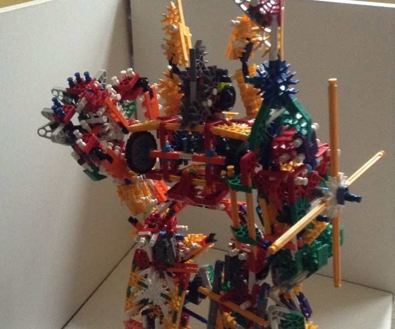 Knex Bruticus Transformer