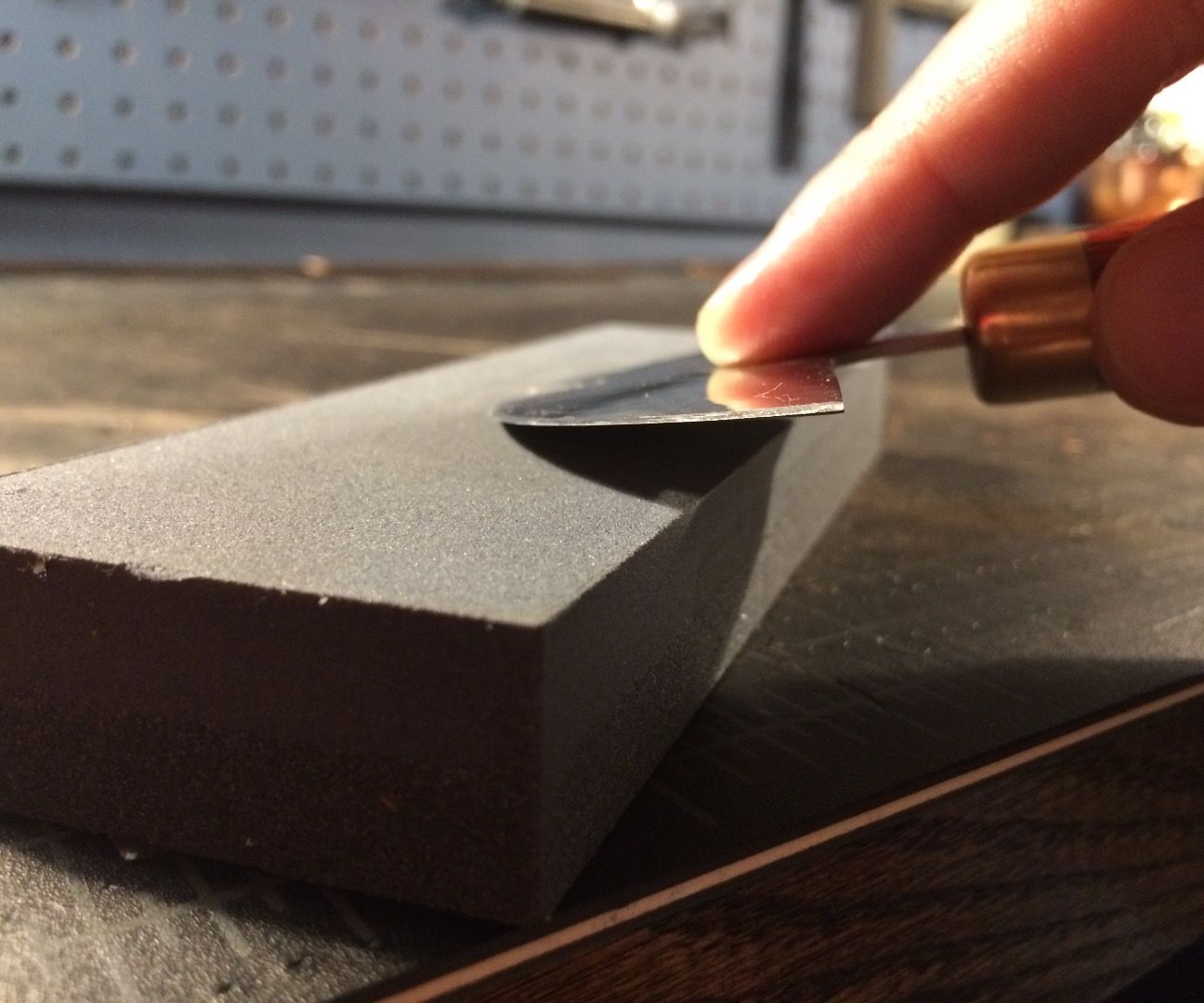 Sharpening a Leather Knife