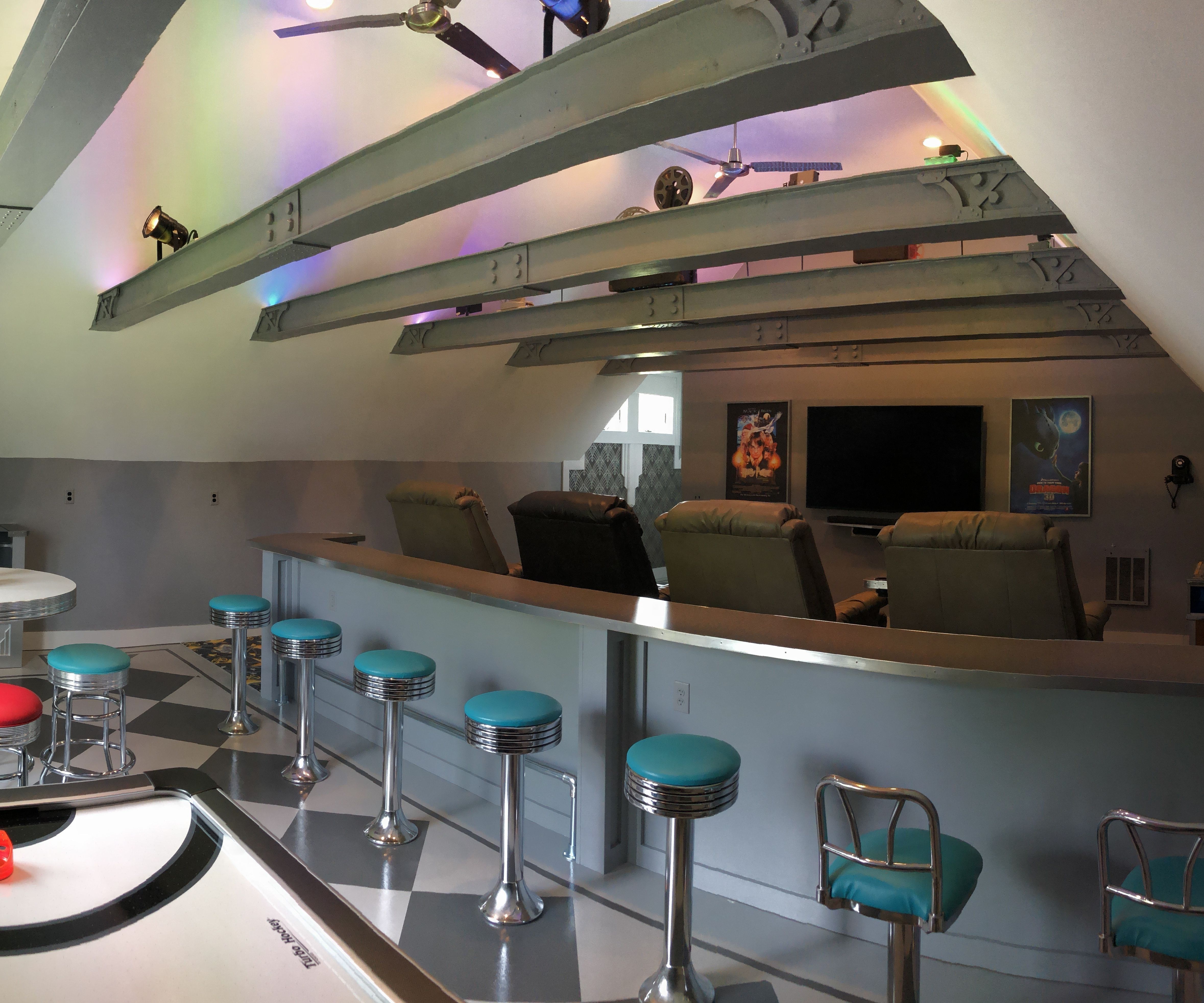 Home Theater / Diner