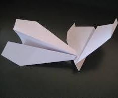 How to Make an Paper Airplane