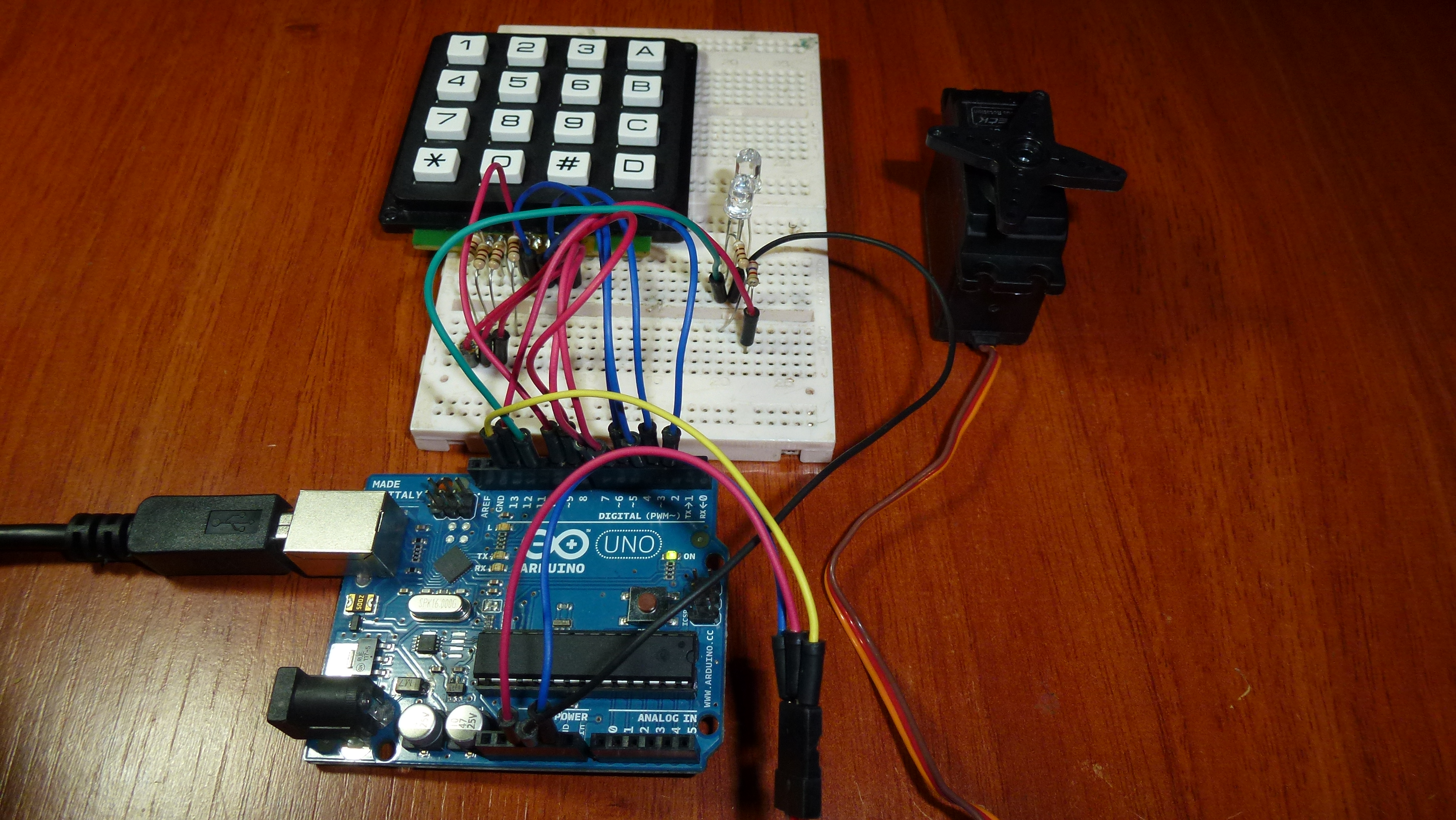 Access Control With Arduino + Keypad 4x4 + Servo (UPDATE)