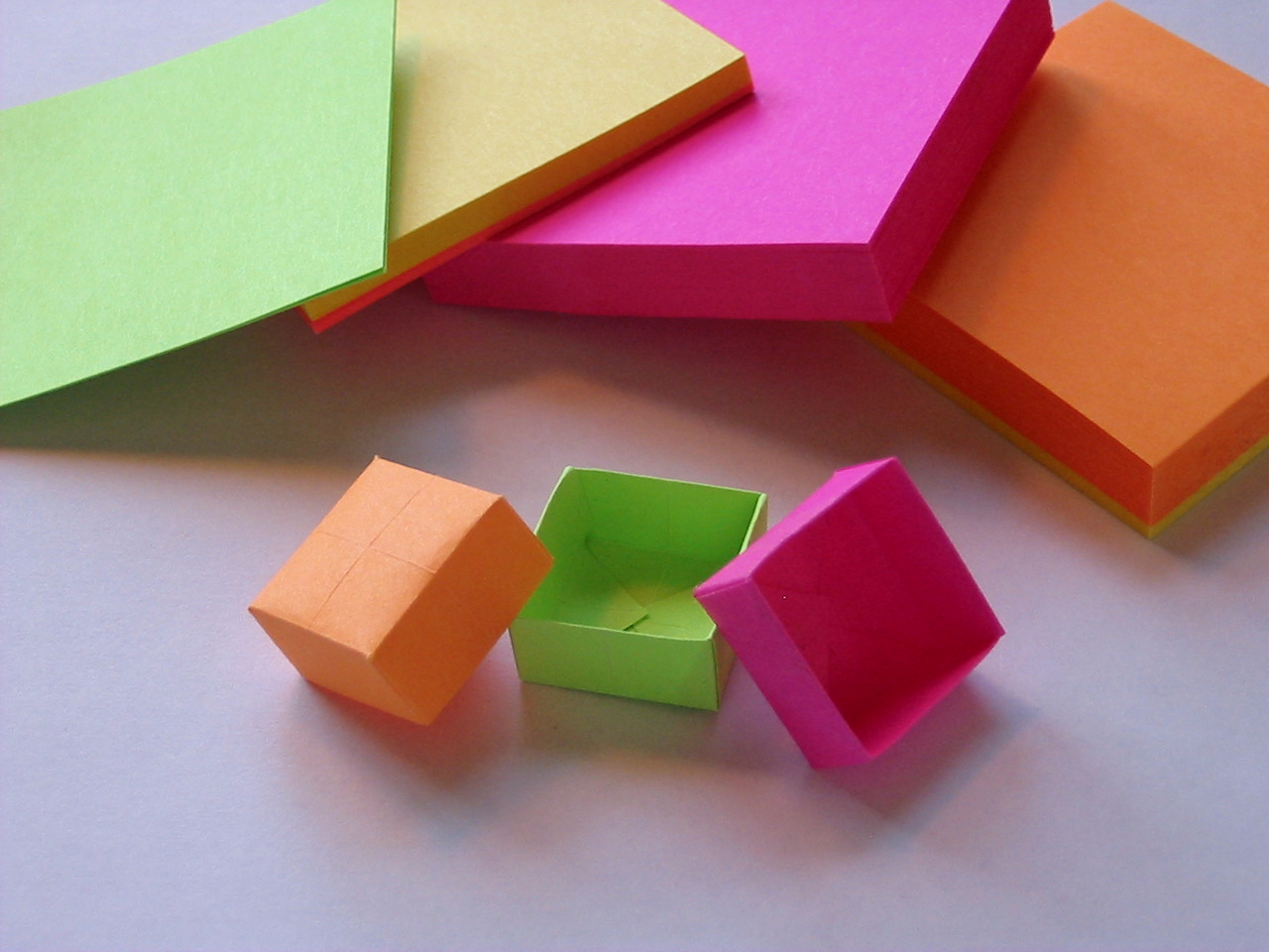 Origami Post-it Box