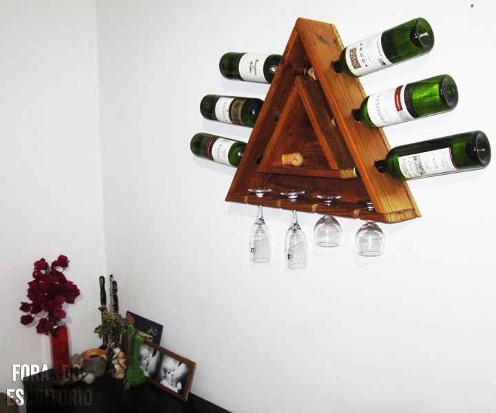 Triangular Pallet Wine Rack for 6 Bottles and 4 Cups