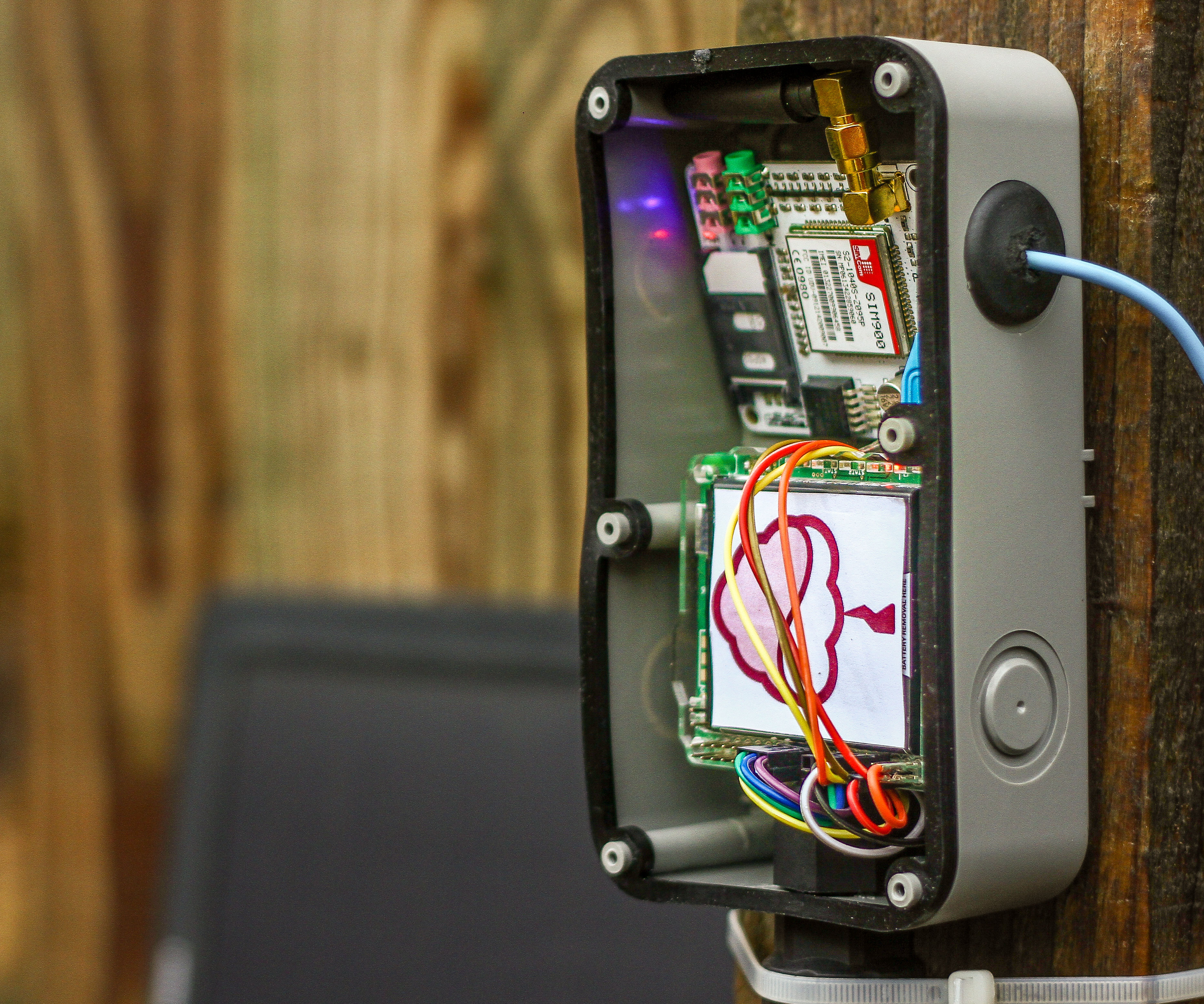 Raspberry Pi Solar Weather Station