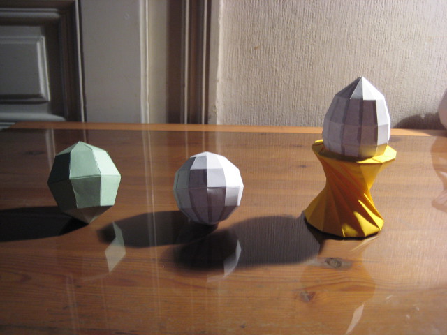 Polygon Paper Egg and Spheres