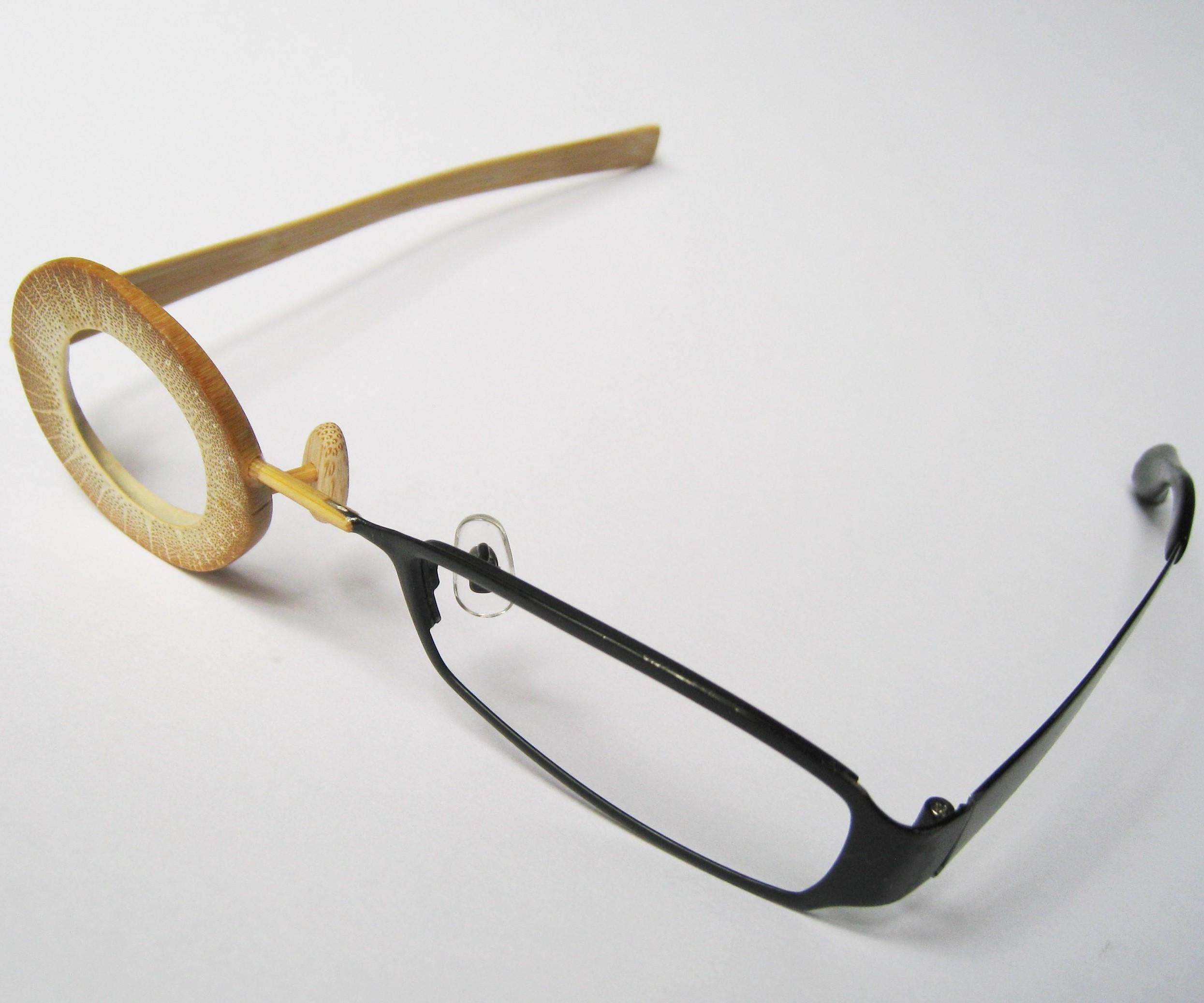 A Unique Glasses Frame Made of Bamboo & Metal