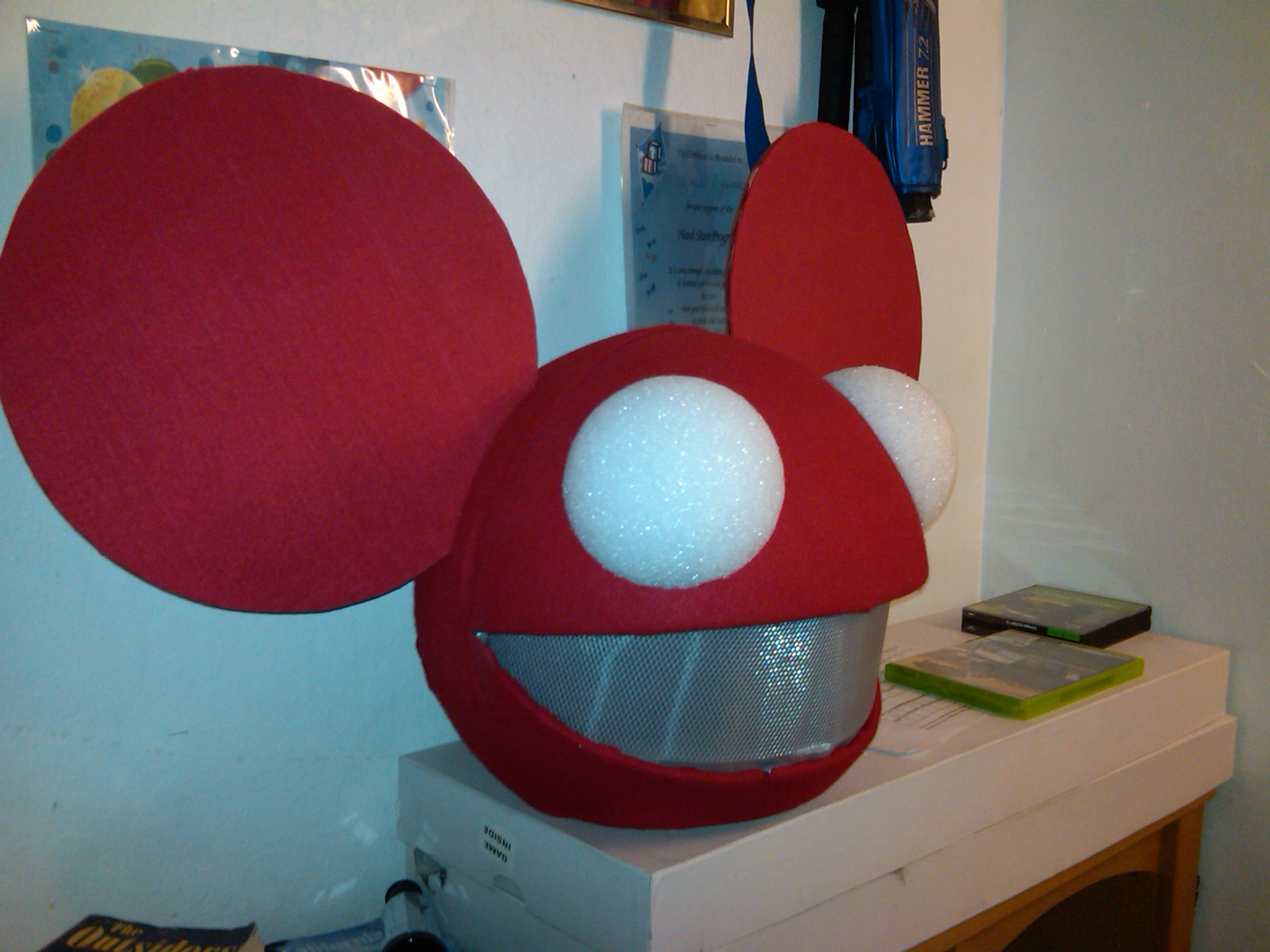 How to Make Your Own Deadmau5 Mau5head!