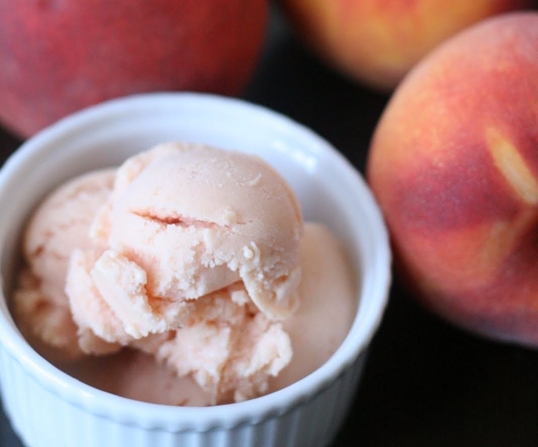 Honey Peach Frozen Yogurt