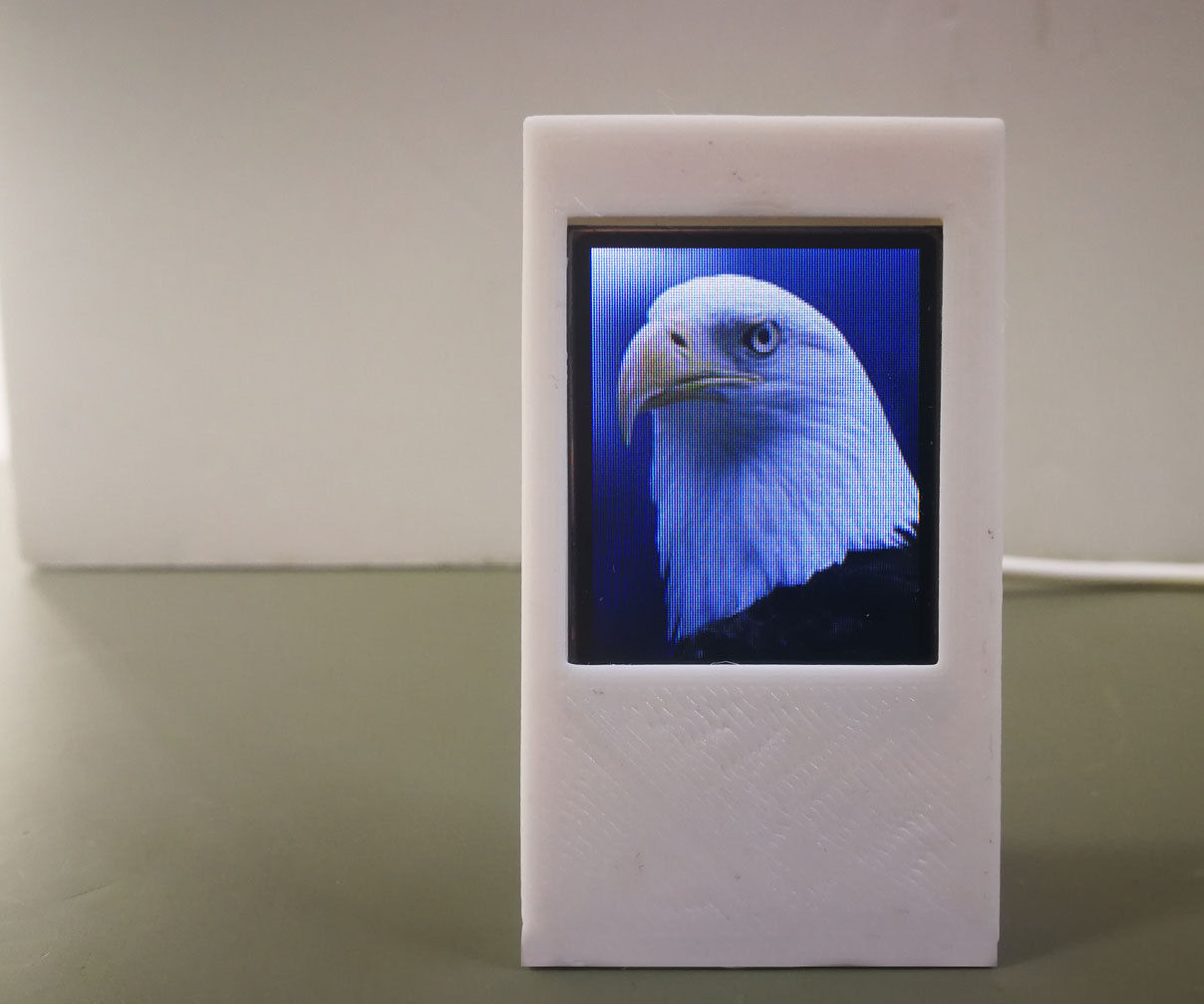 Cheap & Cute PhotoFrame Without SD Card on ESP8266 + 1.8inch TFT