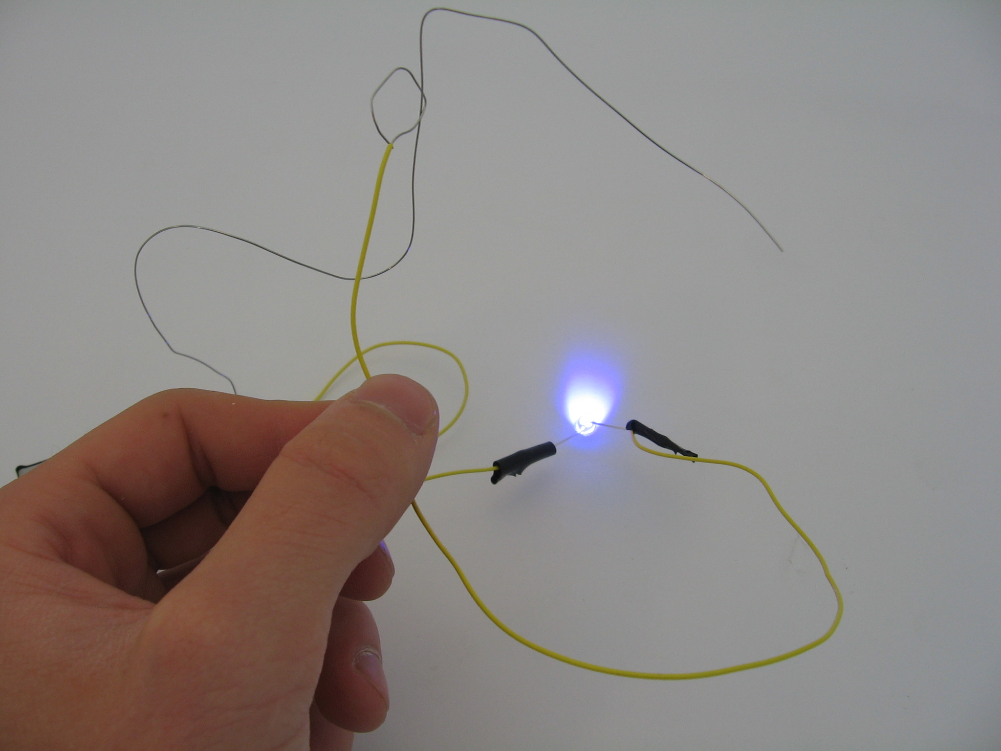 A Simple Circuit  Game