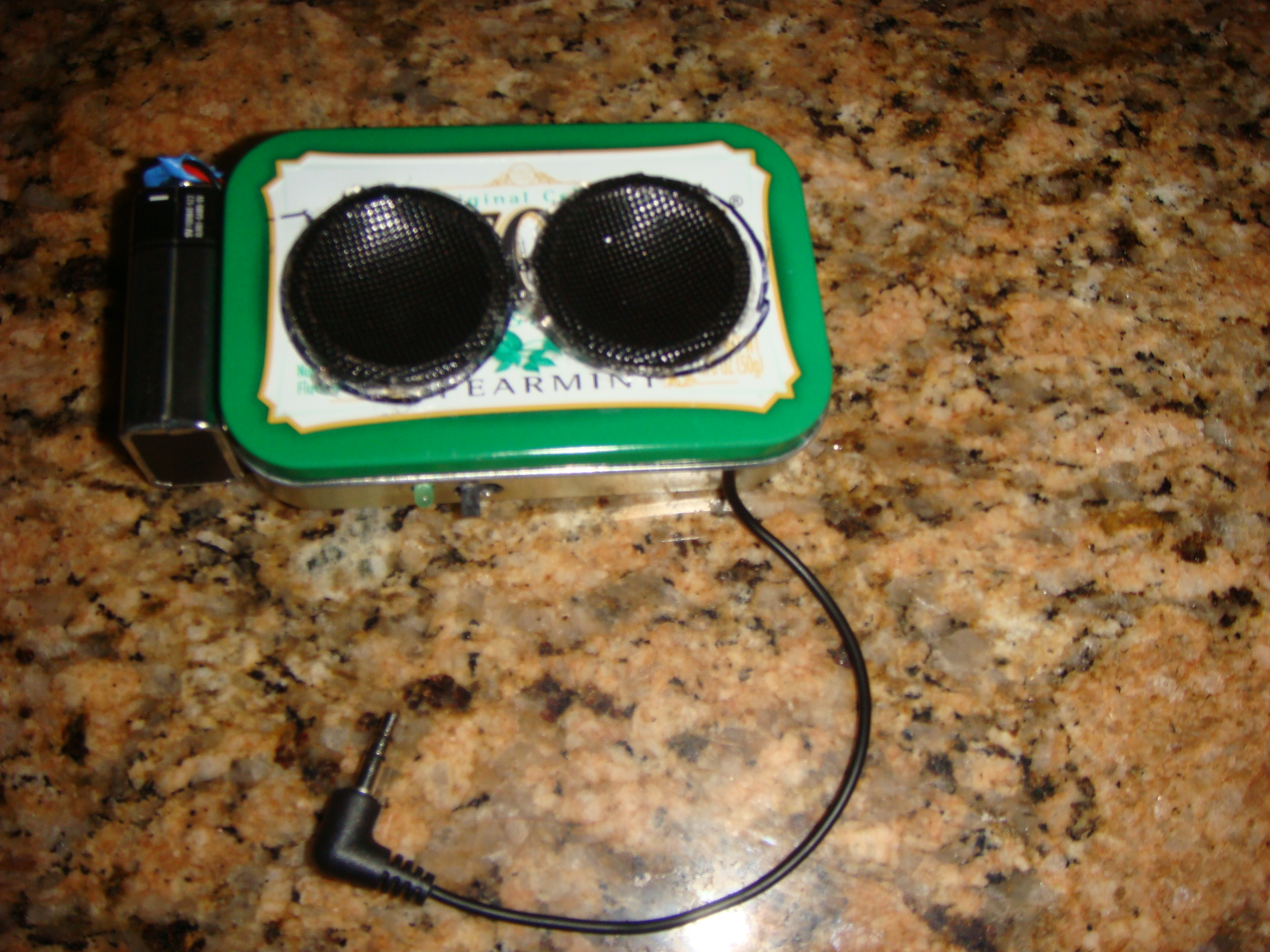 An Altoids Speaker