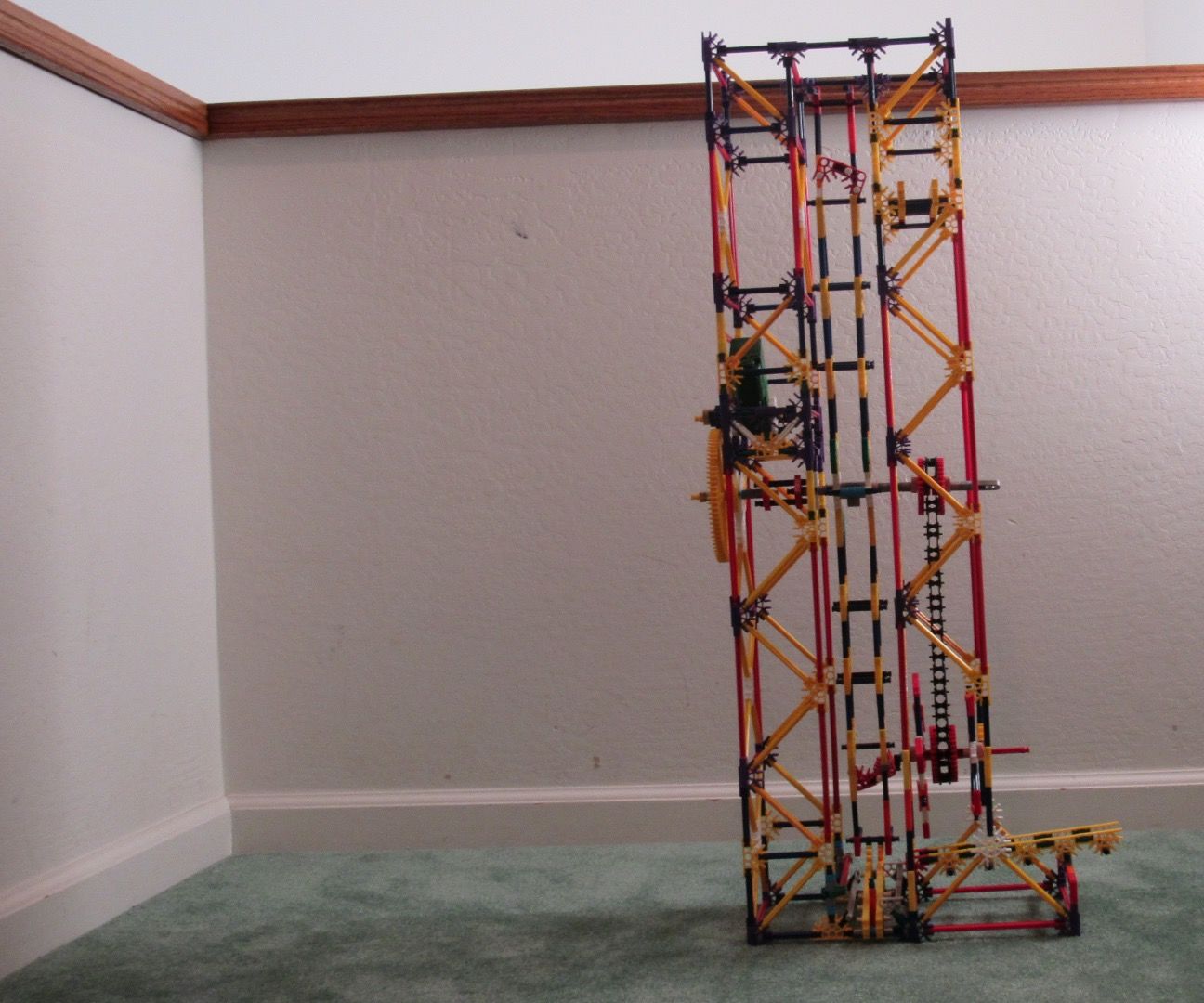Short Start Arm Lift: a K'nex Ball Machine Lift