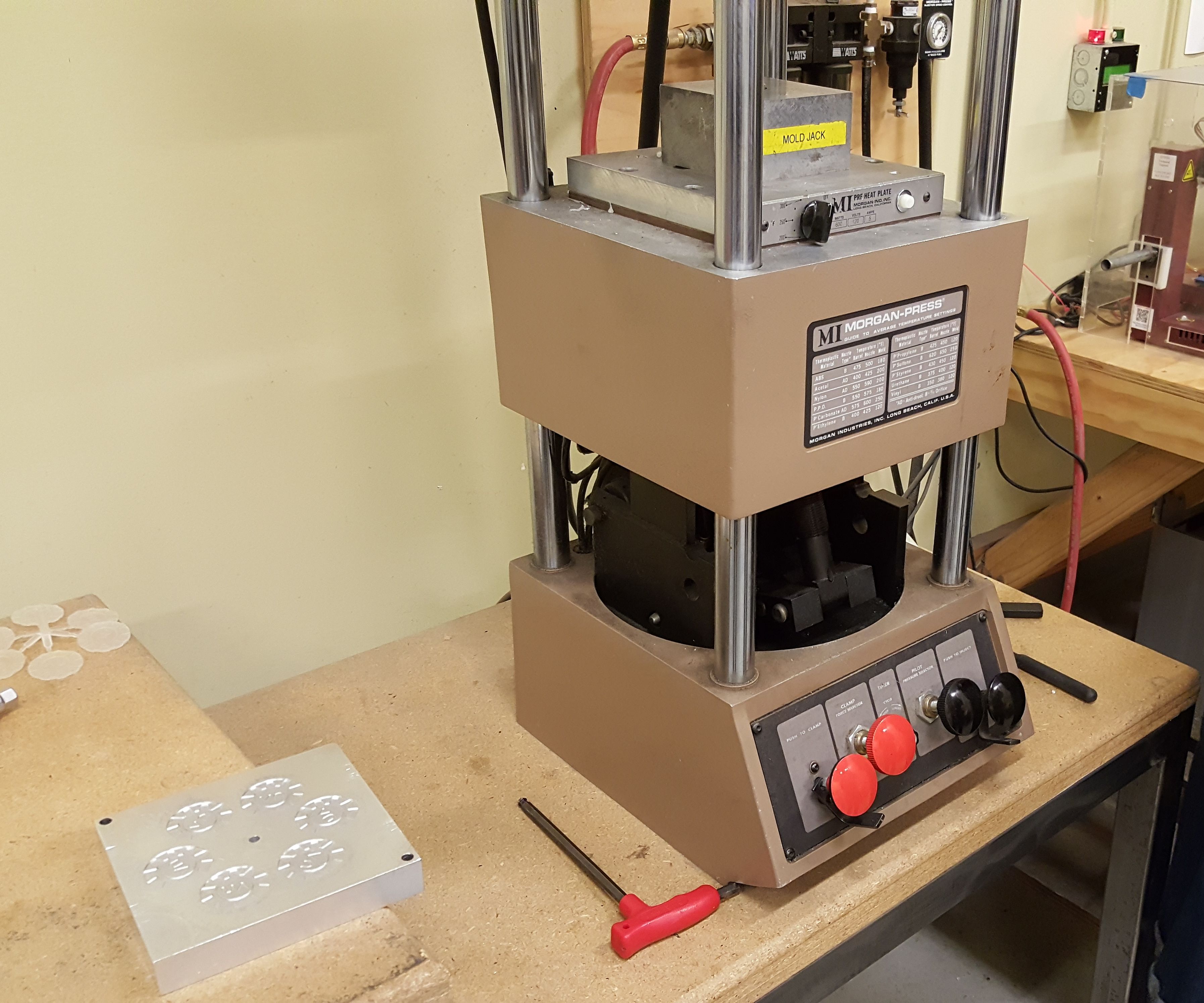 RMS - Injection Molding Demonstration Via TechShop