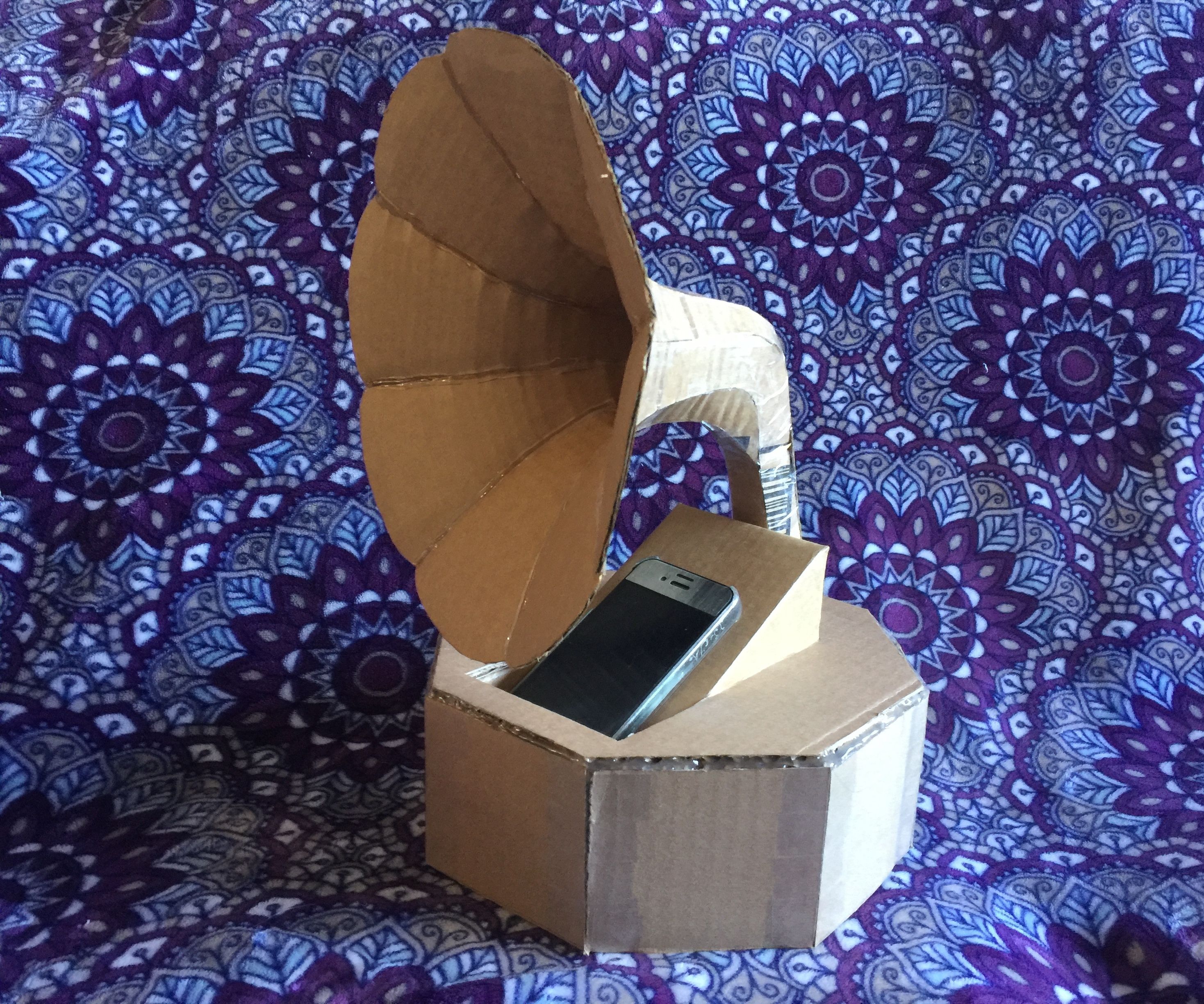 Cardboard Gramaphone Passive Speaker 