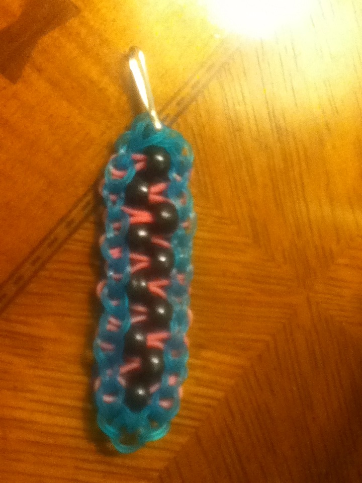 How to Make a Rainbow Loom Beaded Keychain